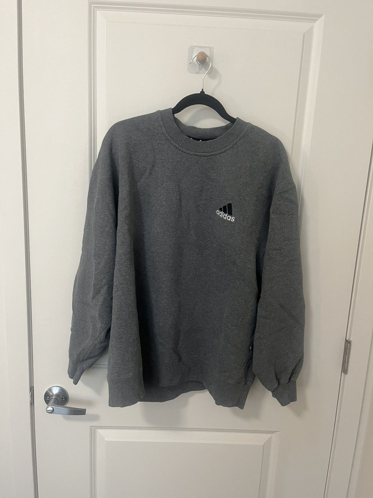 Adidas Vintage adidas crewneck Size US L / EU 52-54 / 3 - 1 Thumbnail