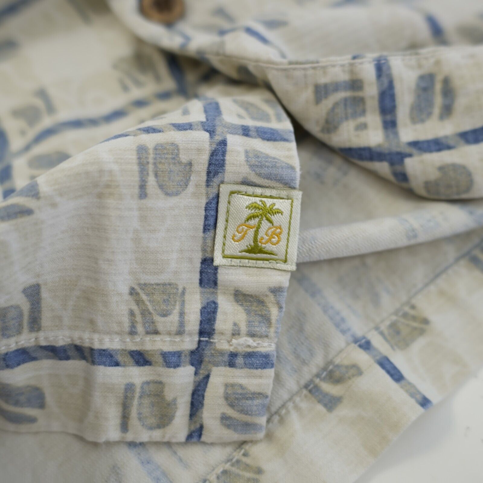 Tommy Bahama Tommy Bahama XL Cream Blue 100% Silk Short Sleeve Hawaiian D Size US XL / EU 56 / 4 - 10 Thumbnail