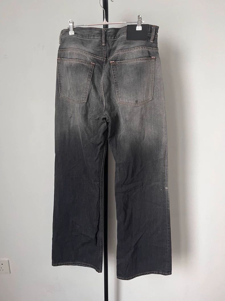 Acne Studios Acne Studios Washed low-waisted wide-leg design jeans Size US 32 / EU 48 - 2 Thumbnail