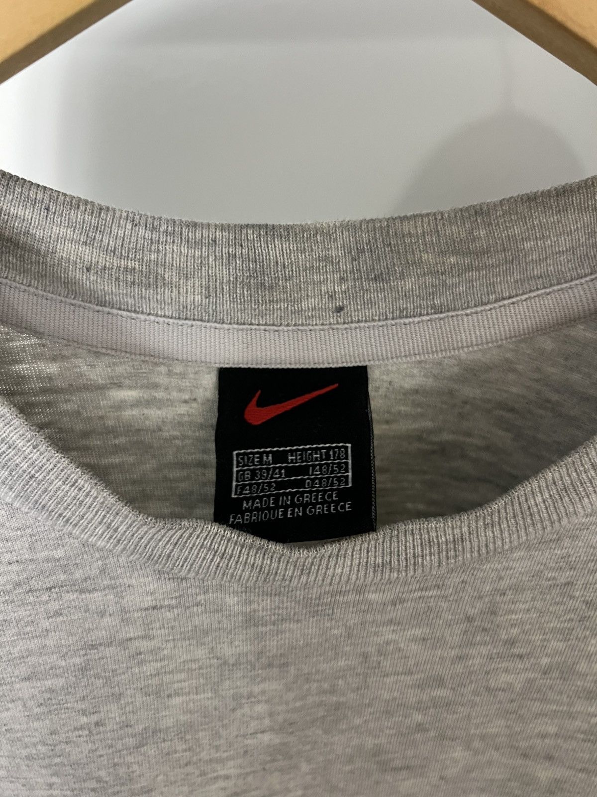 Nike VINTAGE NIKE RETRO CLASSIC DESIGNER T-SHIRT CASUAL Y2K 90s Size US M / EU 48-50 / 2 - 6 Thumbnail