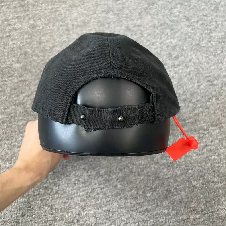 Balenciaga Balenciaga Heavy Piercing Baseball Cap-2507 Size ONE SIZE - 4 Thumbnail