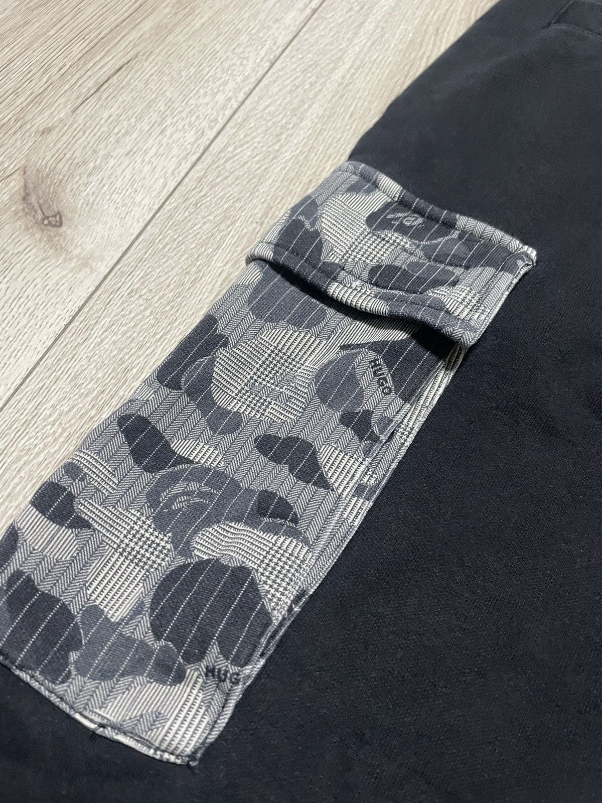 Bape × Hugo Boss Mr Bathing Ape x Hugo Boss Pants Bape Camo Size US 30 / EU 46 - 21 Thumbnail