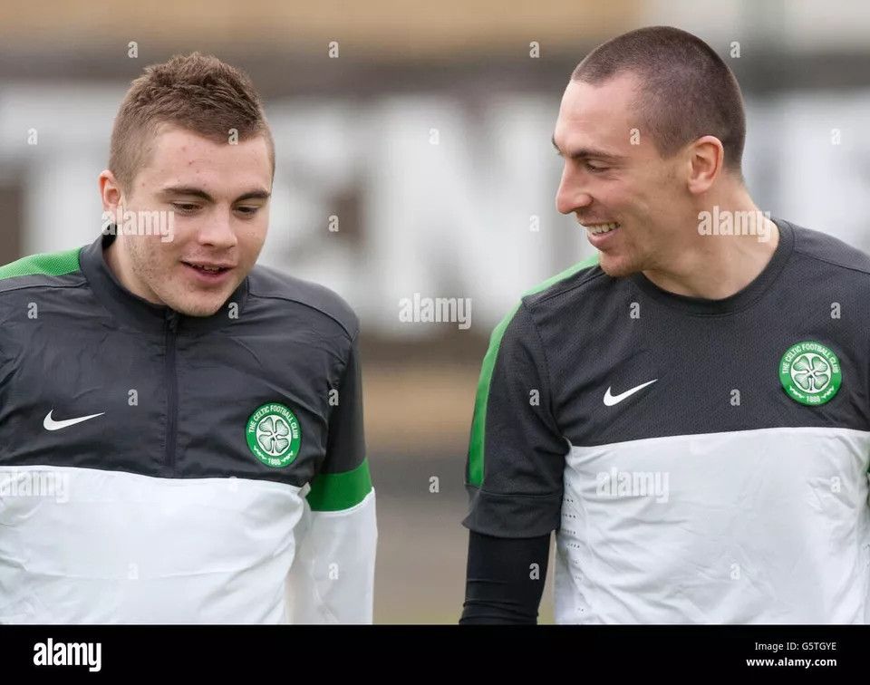 Nike CELTIC 2010 2012 TRAINING FOOTBALL JACKET SOCCER JACKET Size US L / EU 52-54 / 3 - 10 Thumbnail