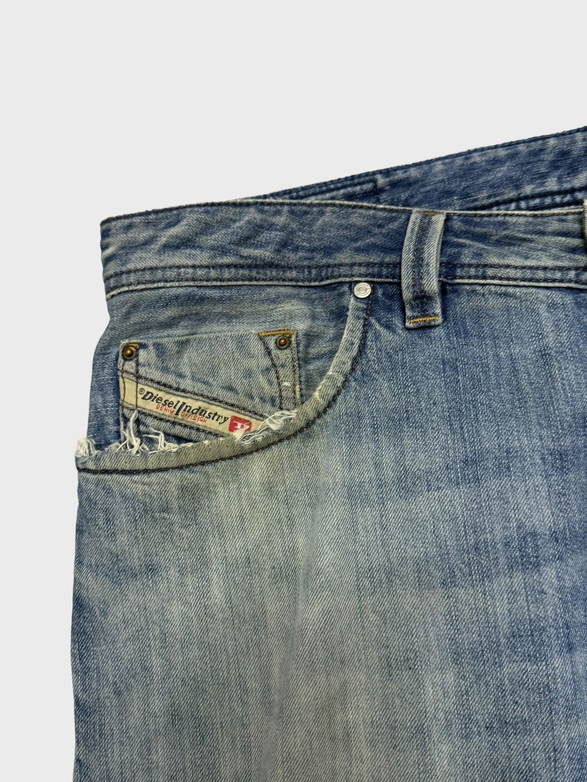Japanese Brand × Vintage Vintage Distressed Diesel Industry Thrashed Jeans Size US 36 / EU 52 - 7 Thumbnail