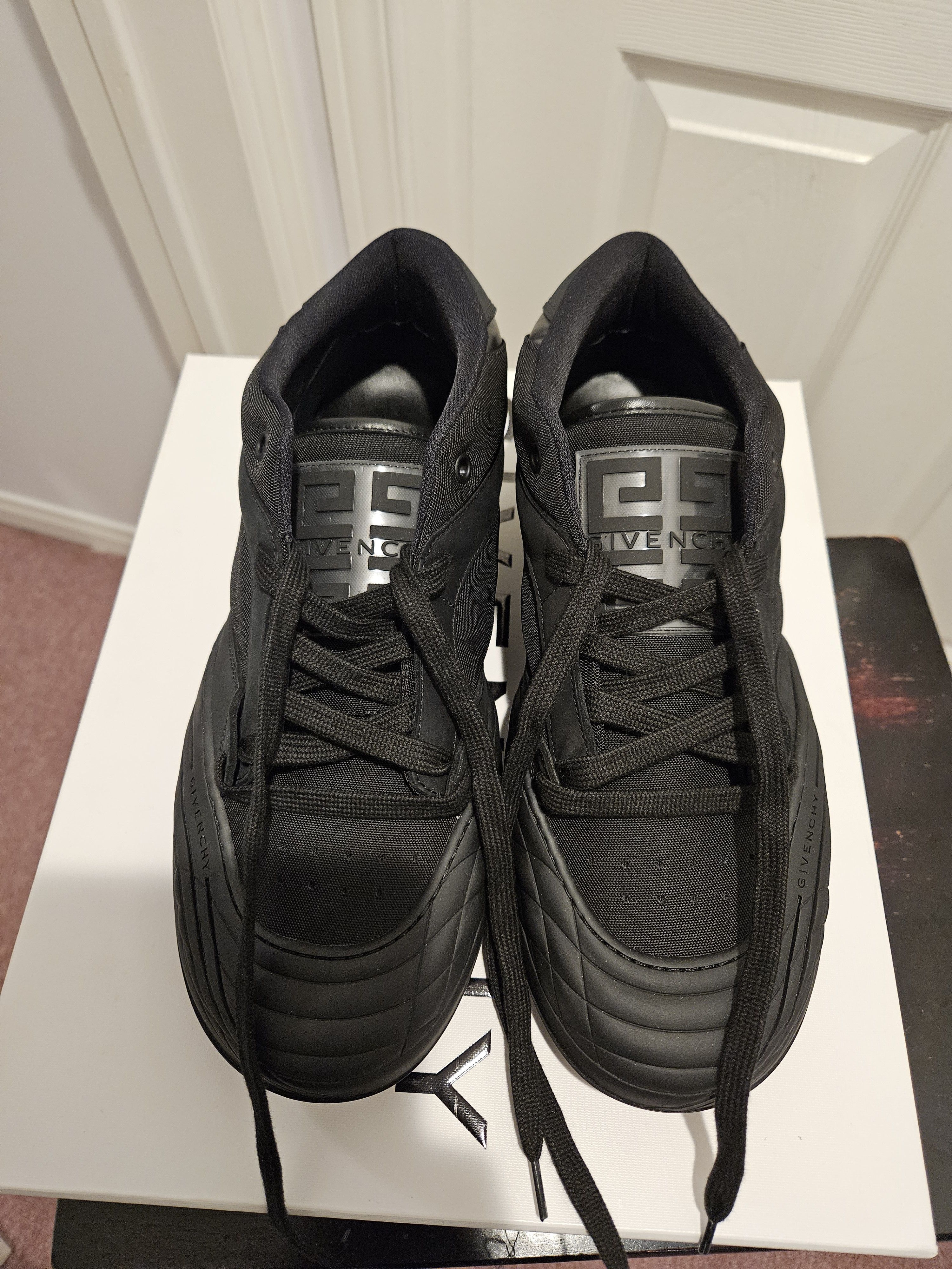 Givenchy Skate Nubuck Sneakers Size US 9.5 / EU 42-43 - 8 Thumbnail