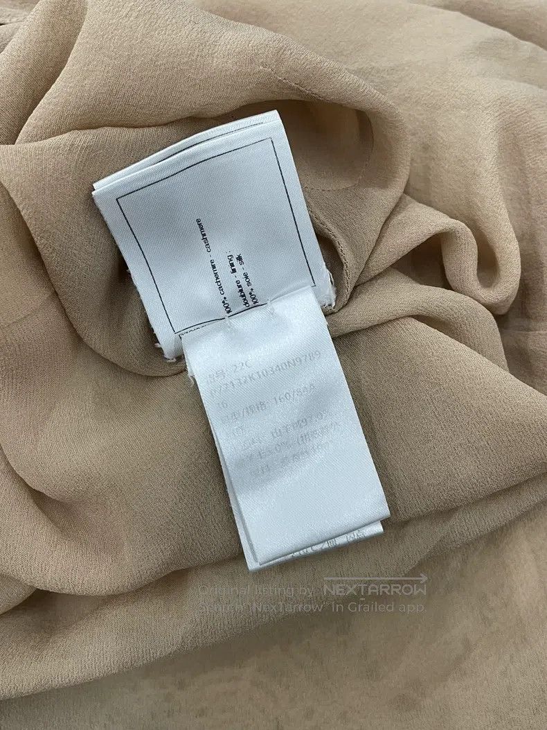 Chanel Chanel Black and white one-shoulder cashmere dress Size XS / US 0-2 / IT 36-38 - 6 Thumbnail