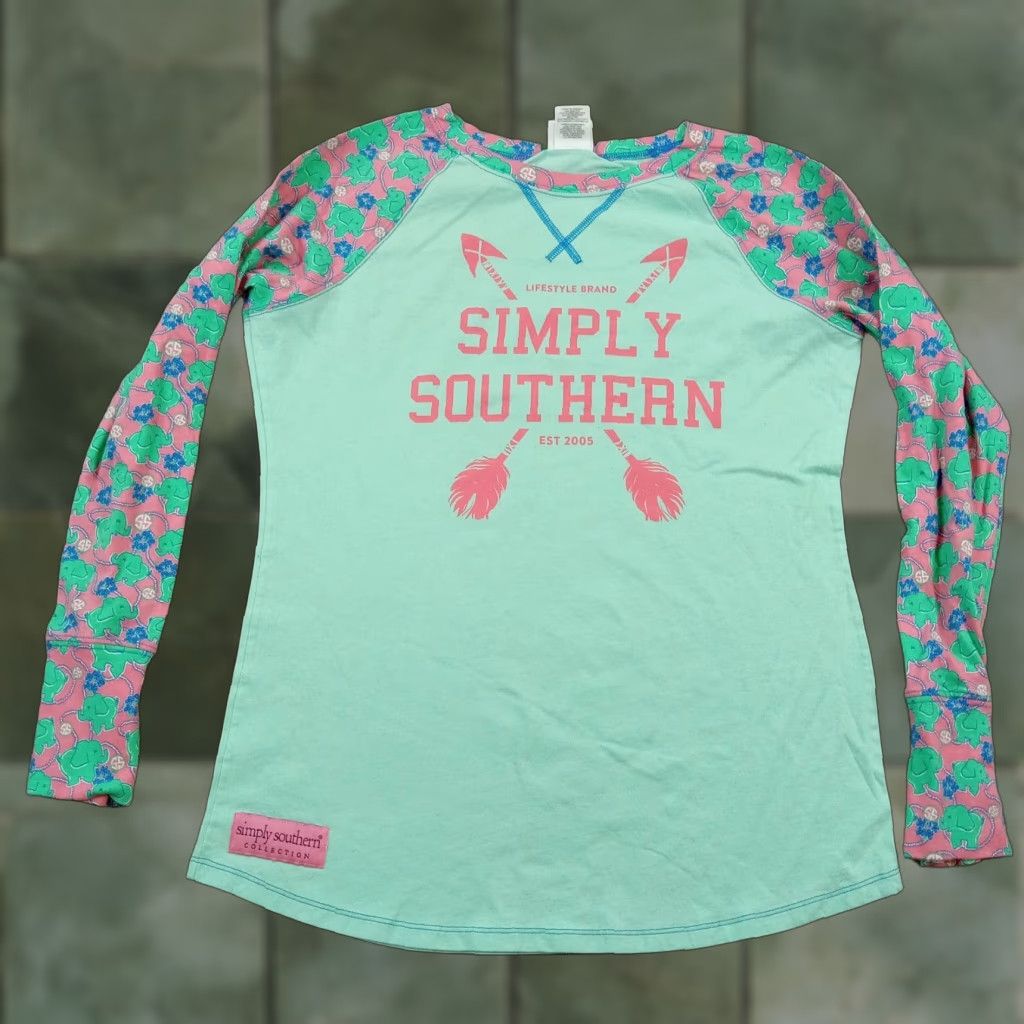 Vintage Simply Southern Shirt Womens Large Green Raglan Long Sleeve Floral Elephants Womens Size M / US 6-8 / IT 42-44 - 1 Thumbnail