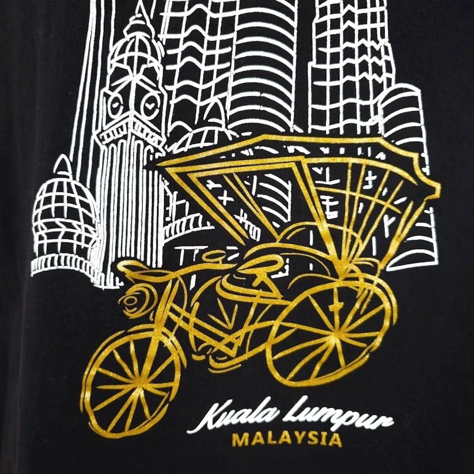 Vintage VINTAGE Kuala Lumpur Shirt Mens Size Large Malaysia Travel Destination Tee Size US L / EU 52-54 / 3 - 3 Thumbnail