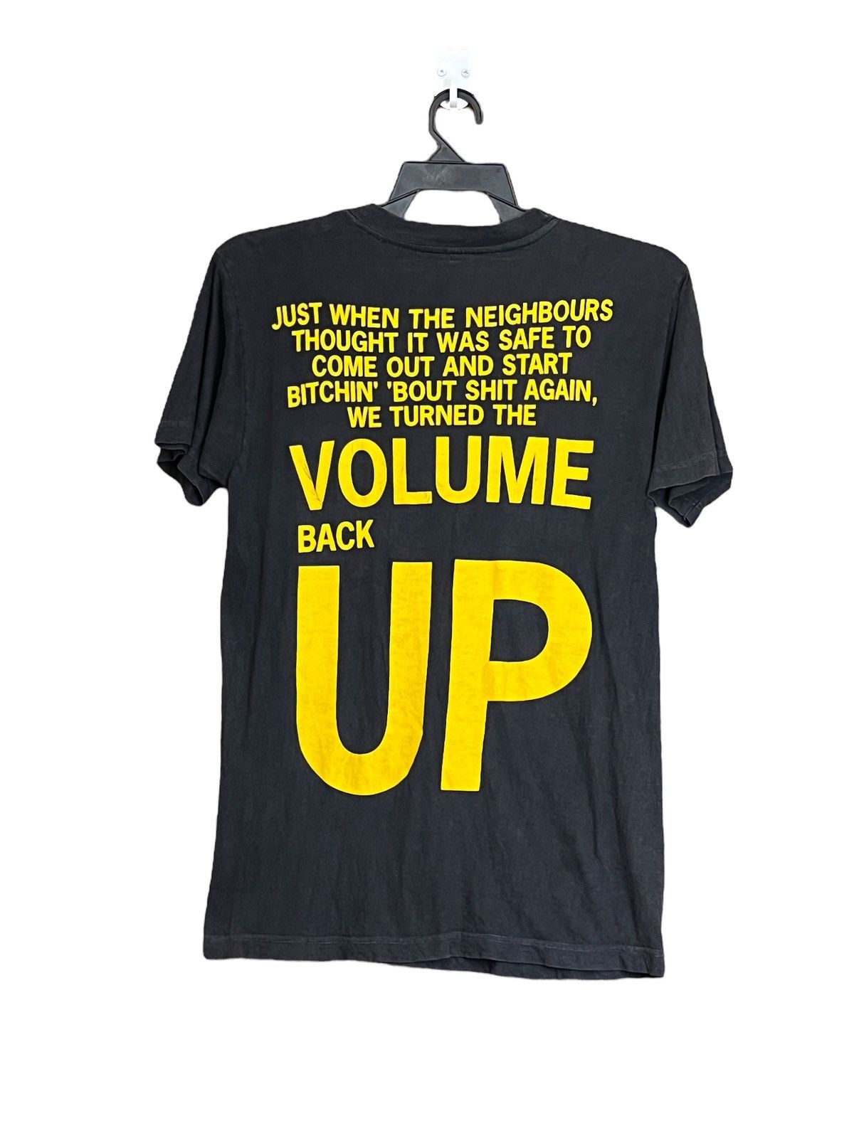 Band Tees NICE🔥BRYAN ADAMS 69 JUST DO IT TOUR BAND TEE SHIRT Size US S / EU 44-46 / 1 - 2 Thumbnail