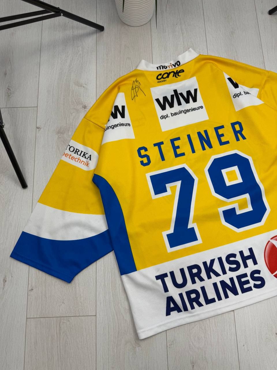 NHL SIGNED Hockey jersey #79 Steiner Ehc Uzwil Hawks Swiss Size US XL / EU 56 / 4 - 11 Thumbnail