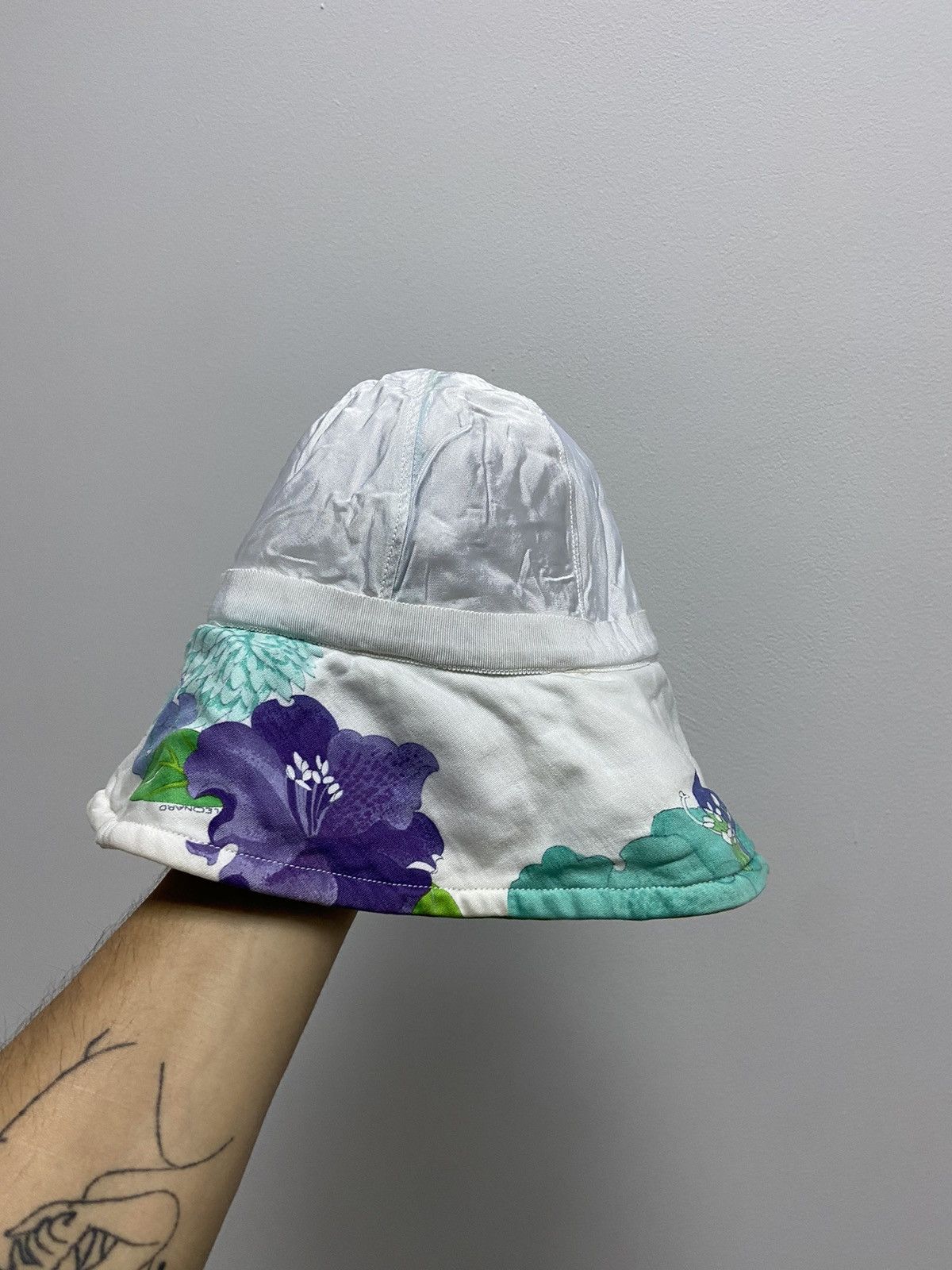 Leonard Paris Leonard Paris Vintage Hat PanamaY2K Style Overprint Size ONE SIZE - 3 Thumbnail