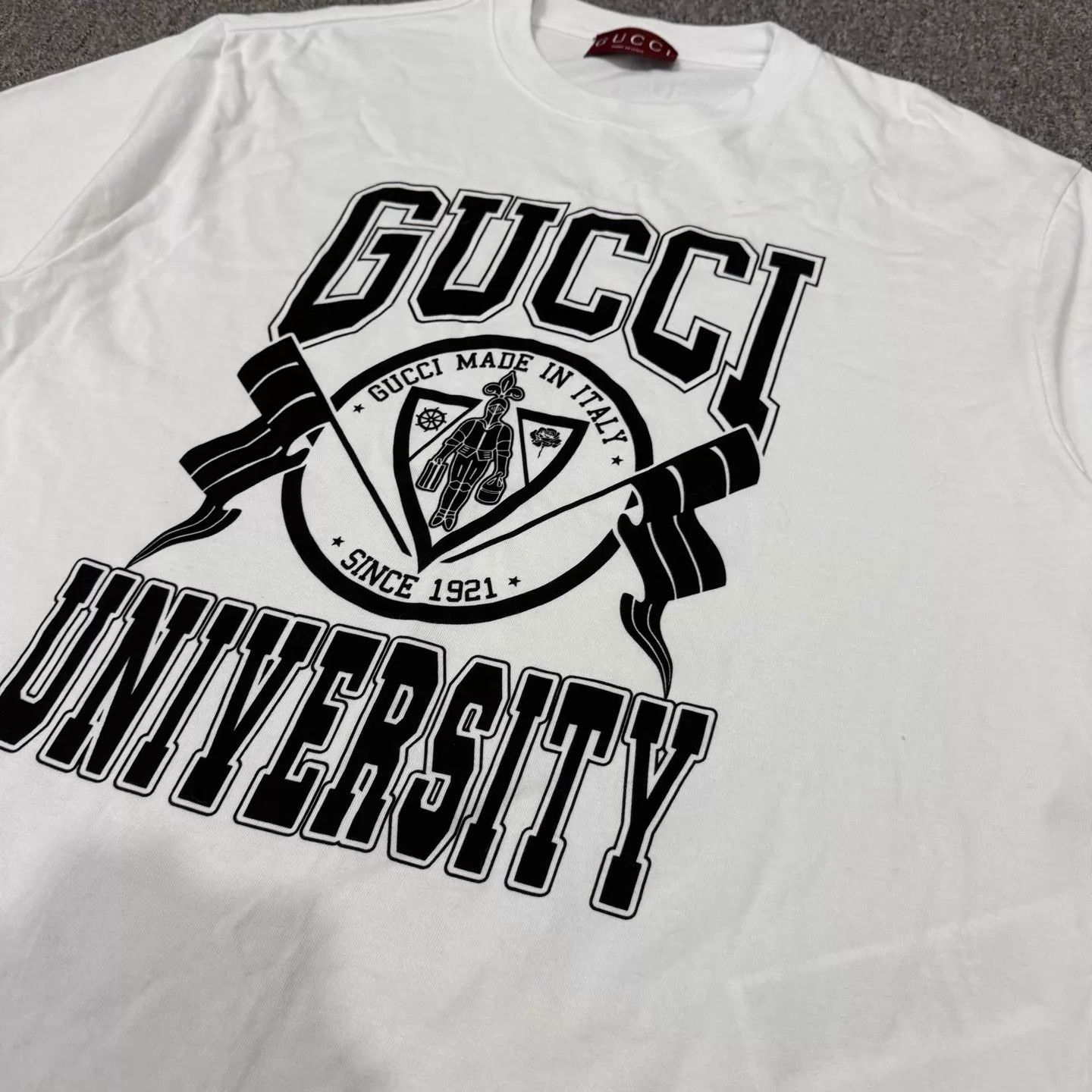 Gucci Gucci White Knight Logo Print Tee M 99 New Size US M / EU 48-50 / 2 - 3 Thumbnail