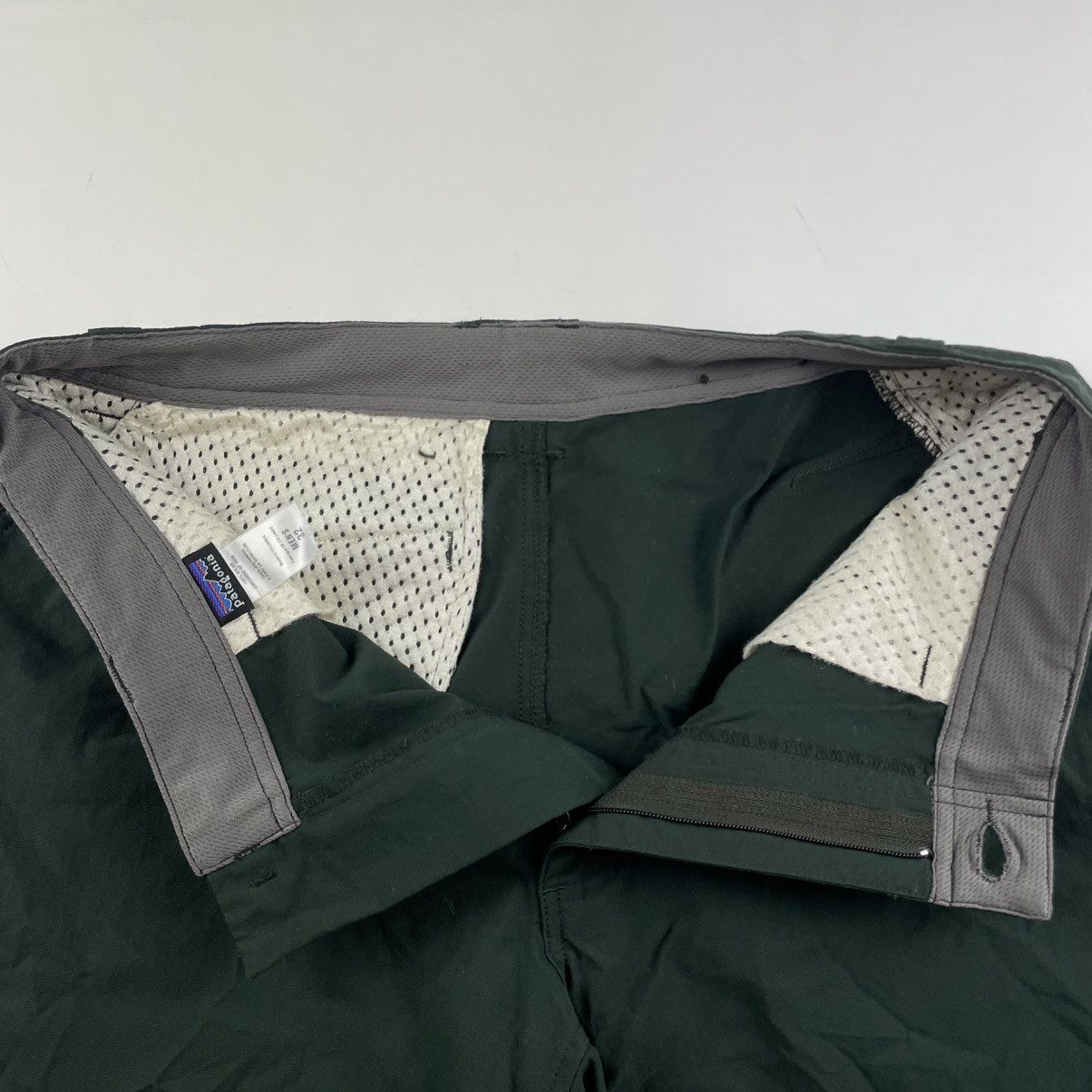 Patagonia Patagonia Shorts Cargo Outdoor Hiking Green 11” Inseam Y2K Size US 32 / EU 48 - 6 Thumbnail