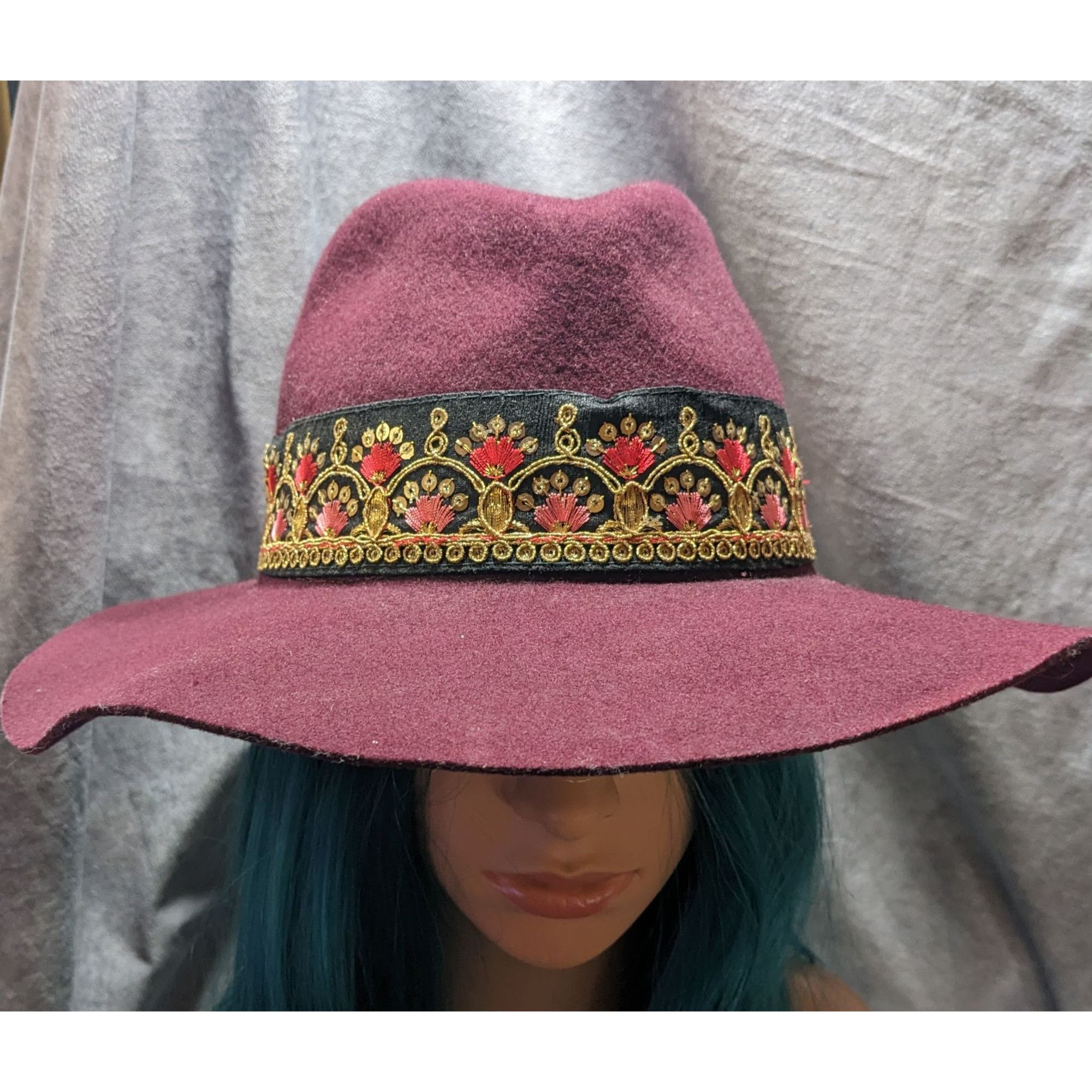 Other Maradji Burgundy Wool Felt Gold Floral Victor Hat Size ONE SIZE - 9 Thumbnail