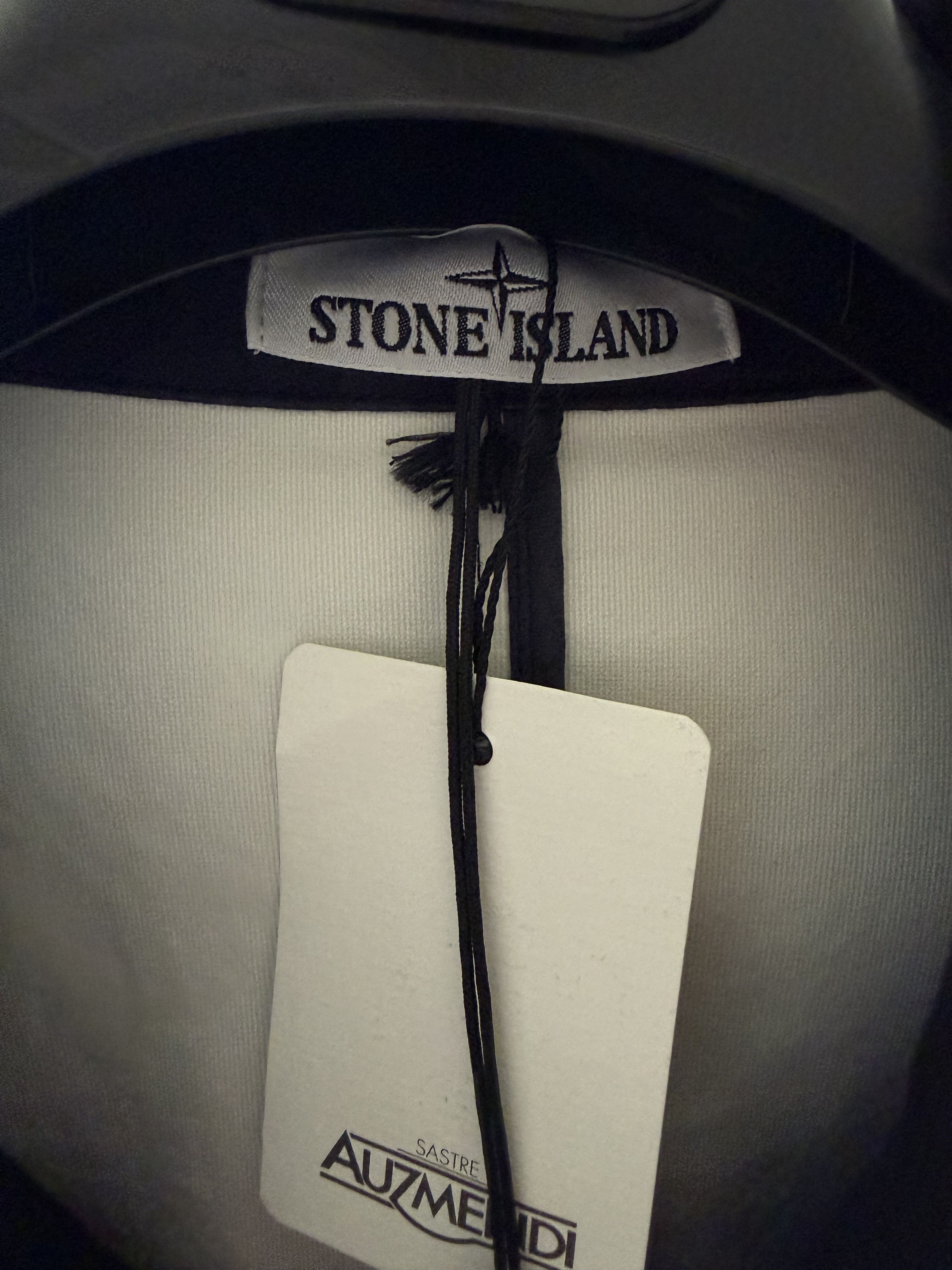 Stone Island STONE ISLAND COAT COMPAS BADGE Size US L / EU 52-54 / 3 - 5 Thumbnail