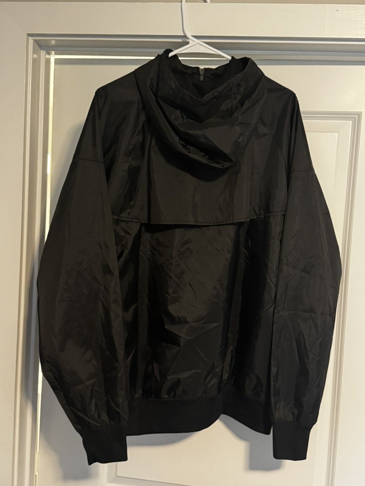 Nike Nike Windbreaker Jacket - Black - Size L Size US L / EU 52-54 / 3 - 4 Thumbnail