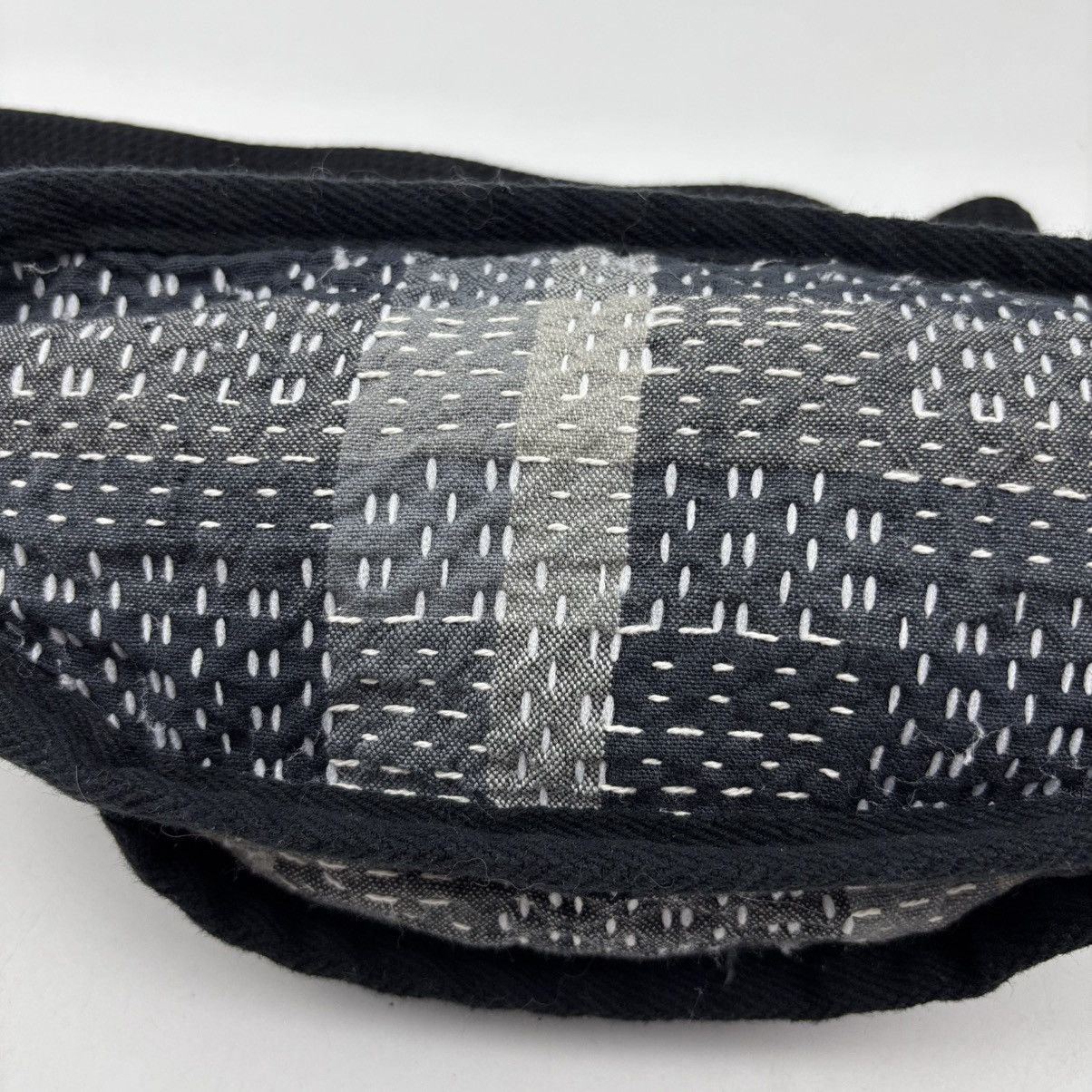 Studio D'Artisan Studio D’ Artisan Sashiko Stitching Crossbody Bag Size ONE SIZE - 5 Thumbnail