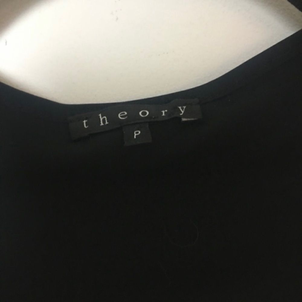 Theory Theory Silk Racerback Tank Top Women’s Size Small Black Abst Size S / US 4 / IT 40 - 3 Thumbnail