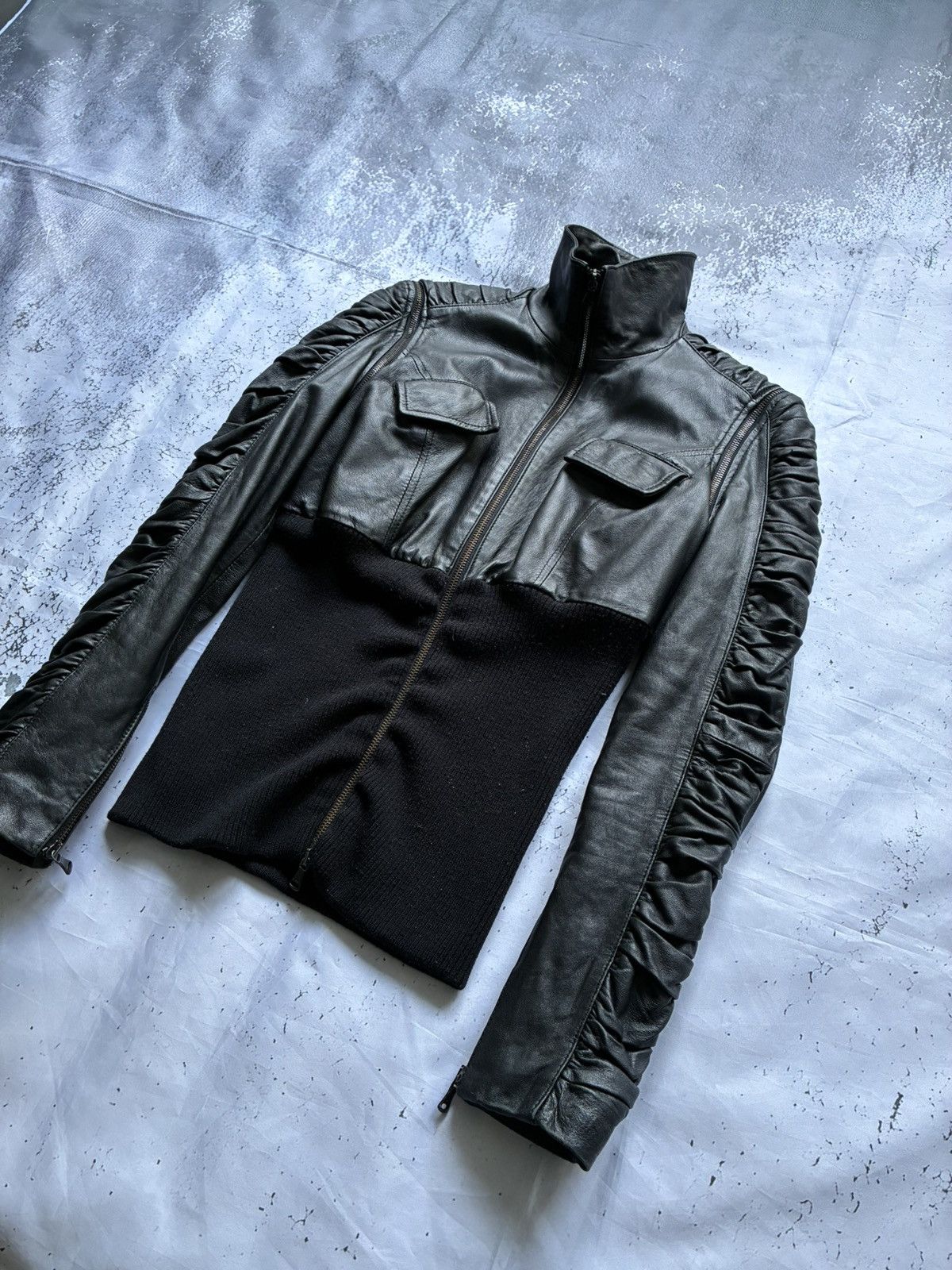 Dolce & Gabbana 2000s Dolce & Gabbana Plissé Hybrid Leather Jacket Size US XS / EU 42 / 0 - 6 Thumbnail