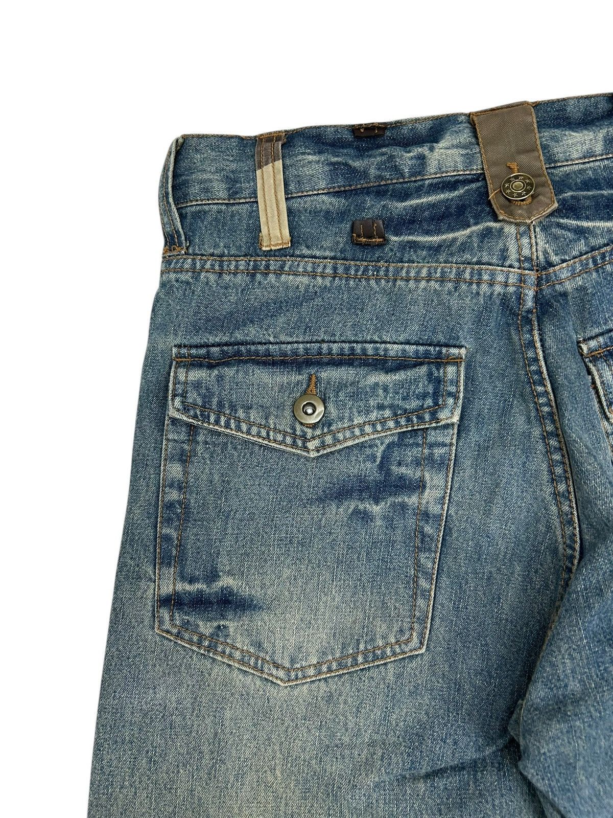 GOSTAR DE FUGA Strange Heaven Double Waist Clawn Mark Whisker Light Washed Size US 30 / EU 46 - 17 Thumbnail