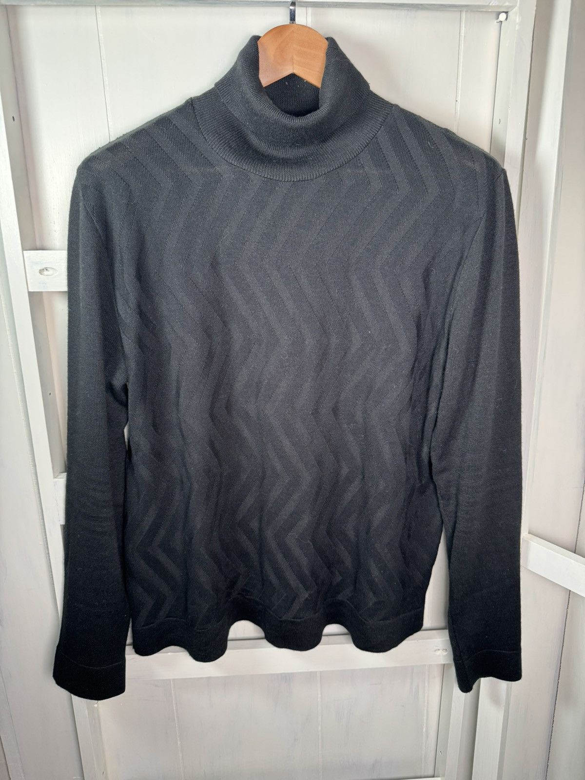 Iceberg Vtg ICE Jeans ICEBERG Italy Men's Turtleneck Zigzag Sweater Size US L / EU 52-54 / 3 - 1 Thumbnail