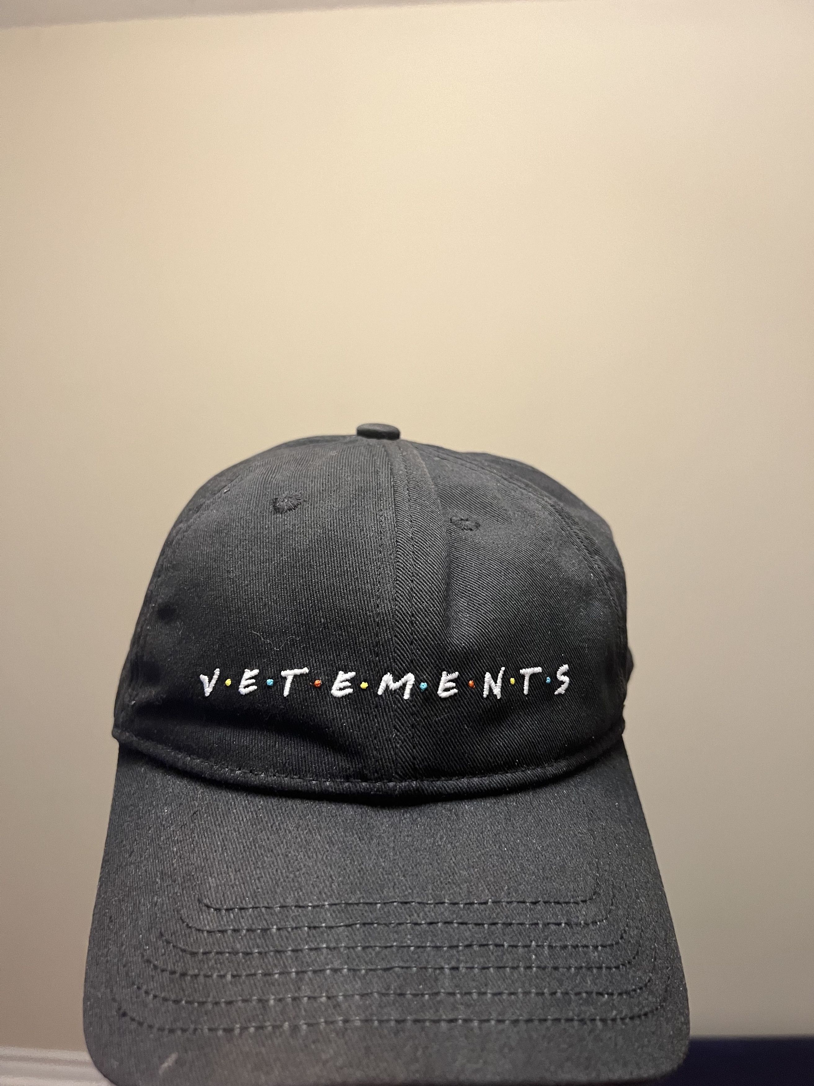 Vetements Vetements Friends Hat Size ONE SIZE - 1 Thumbnail