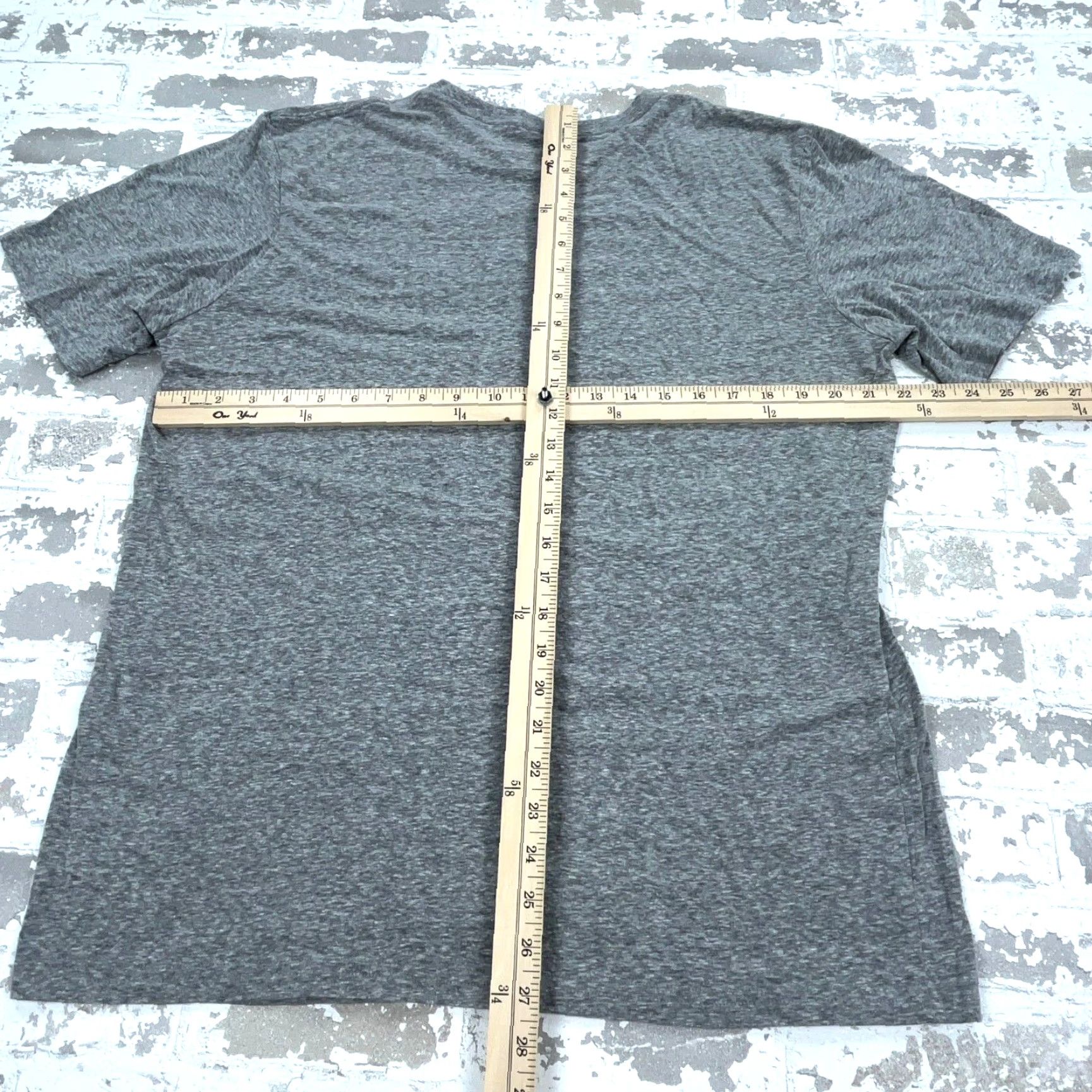 Disney Disney Shirt Men XL Gray Tee Mickey Mouse Walt World Vintage? Size US XL / EU 56 / 4 - 5 Thumbnail