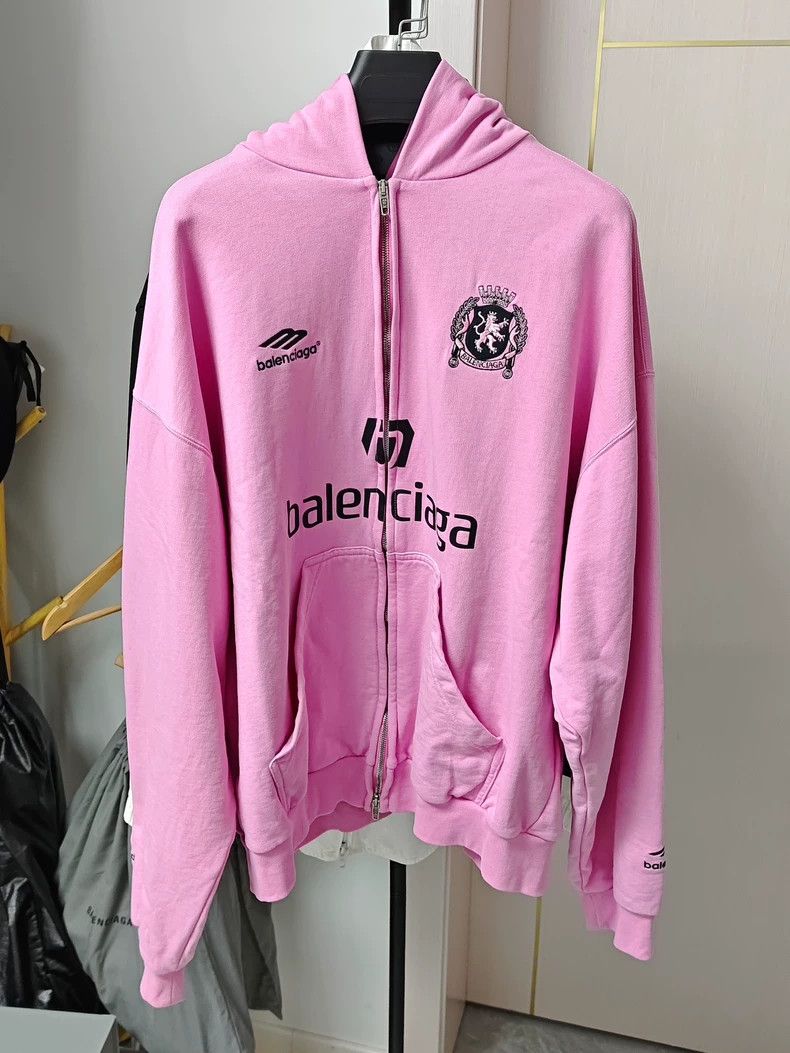 Balenciaga Balenciaga Manchester United Soccer Hoodie Size US XS / EU 42 / 0 - 1 Thumbnail