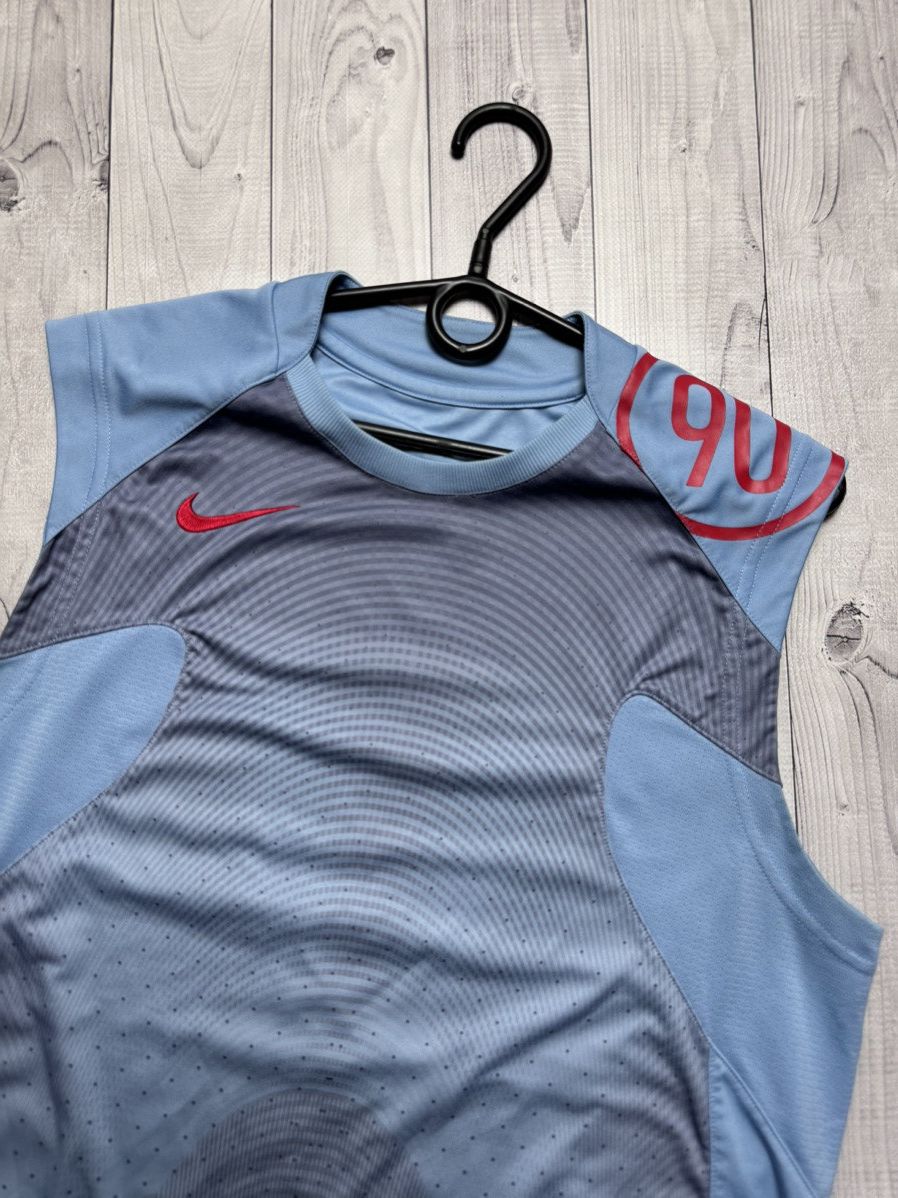 Nike × Vintage Vintage Nike Total 90 Soccer tee logo blue size M Size US M / EU 48-50 / 2 - 2 Thumbnail