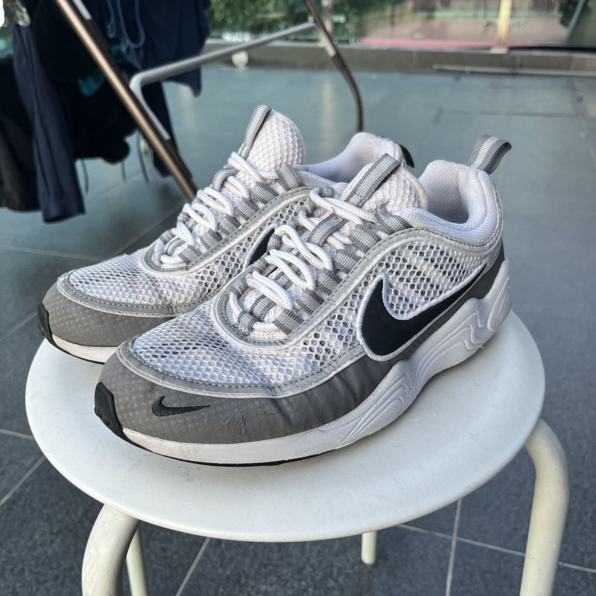 Nike Nike Air Zoom Spiridon QS Light Ash Shoes Size US 6 / EU 39 - 2 Thumbnail