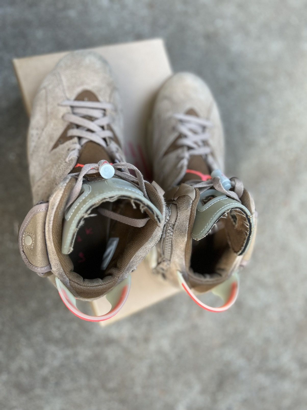 Jordan Brand × Nike × Travis Scott Jordan 6 Retro x Travis Scott Mid British Khaki - Size 9 Size US 9 / EU 42 - 4 Thumbnail