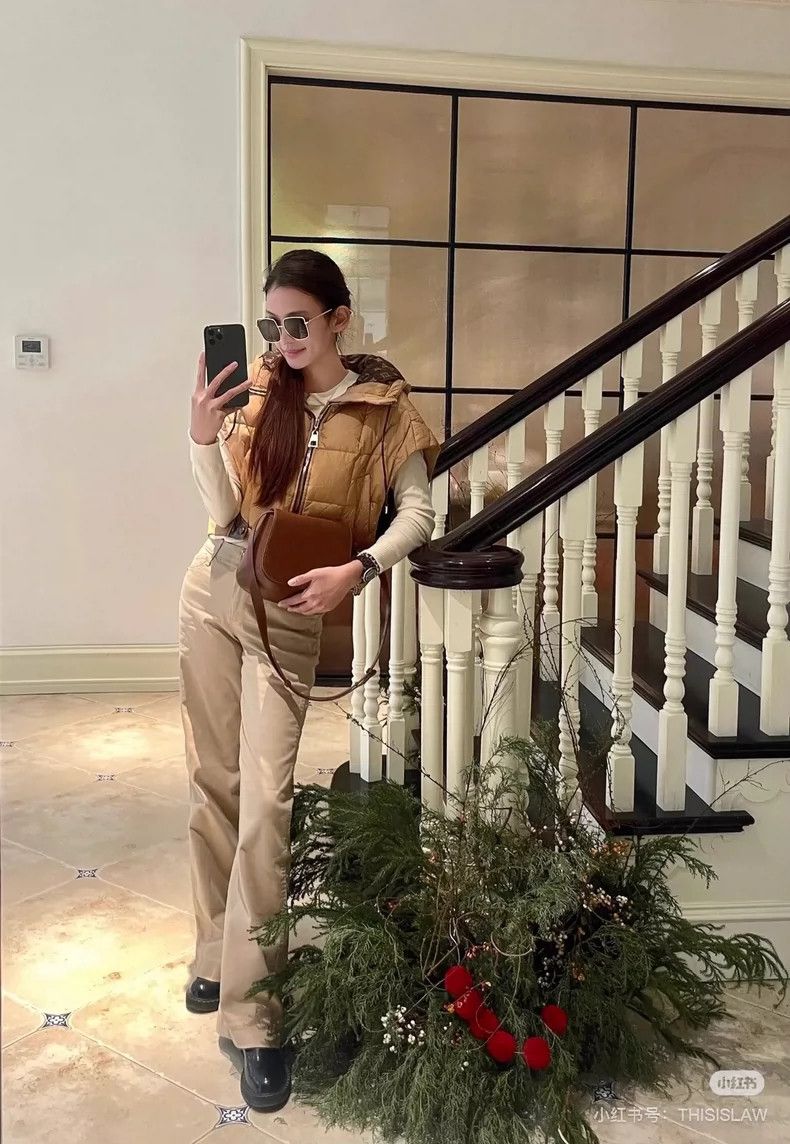 Louis Vuitton LOUIS VUITTON Caramel Patchwork Hooded Down Vest 2504-Nexta Size XXS / US 00 / IT 34 - 9 Thumbnail