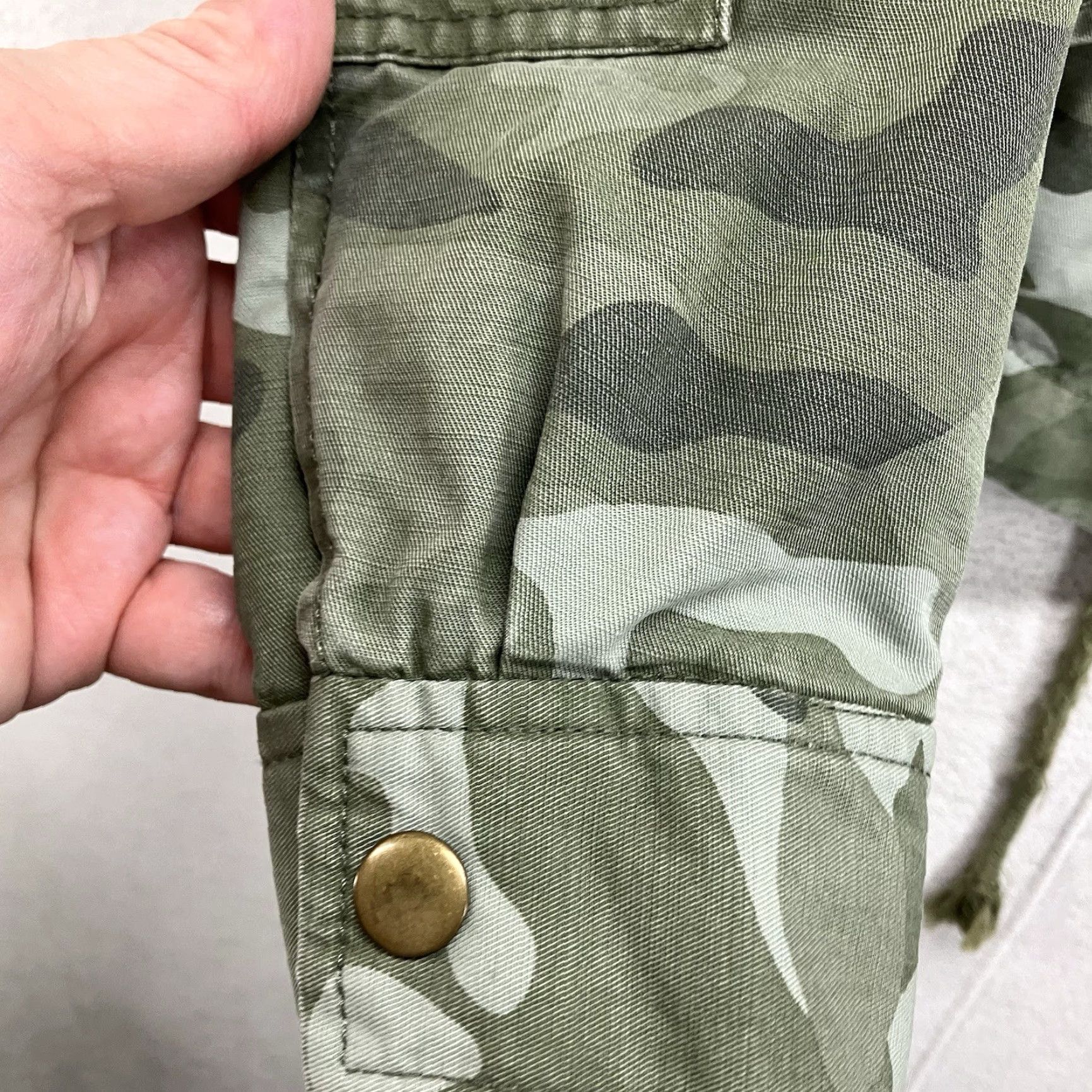 Gap Vintage Gap Camouflage Utility Jacket Women’s XS Military Style Streetwear Short Cotton Green Zipper Snap 90s Fall Spring Urban Size XS / US 0-2 / IT 36-38 - 7 Thumbnail