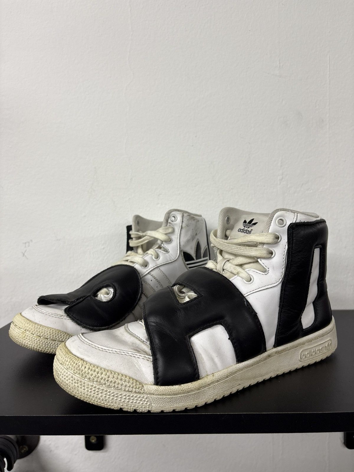 Adidas × Jeremy Scott adidas Originals Jeremy Scott LETTERS