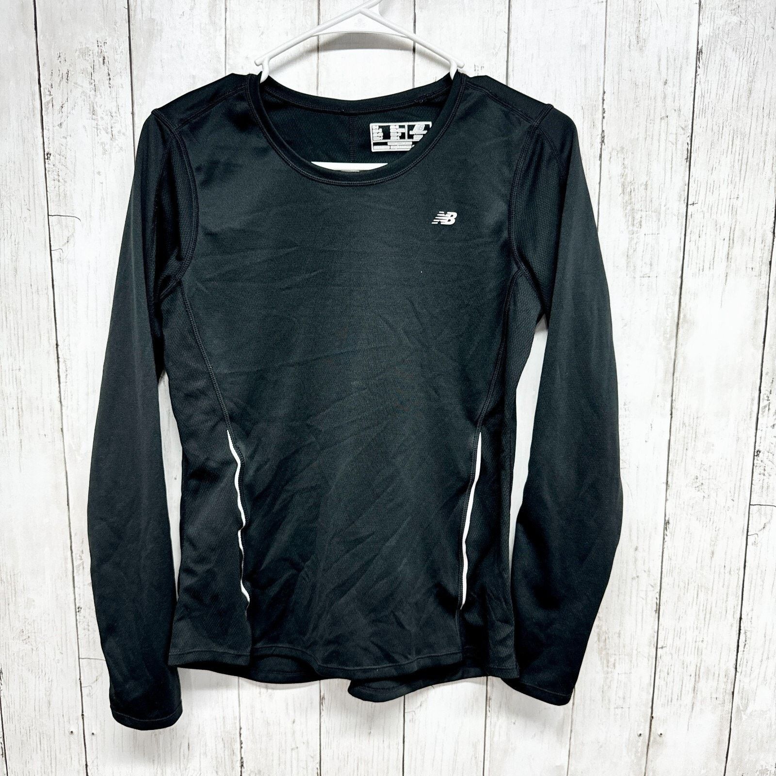 New Balance New Balance Top Small Long Sleeve Black Base Layer Thermal Size S / US 4 / IT 40 - 1 Thumbnail