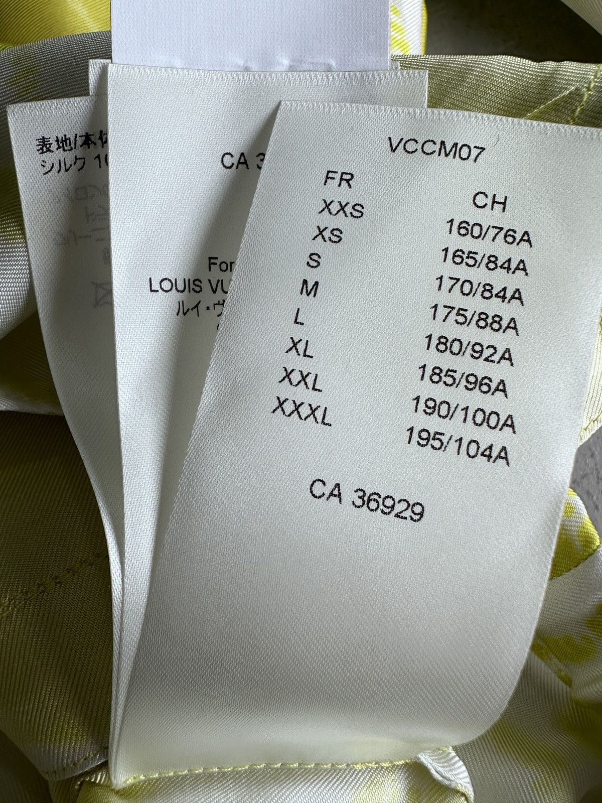 Louis Vuitton Louis Vuitton - Shibori Monogram Silk Shirt Size US L / EU 52-54 / 3 - 13 Thumbnail