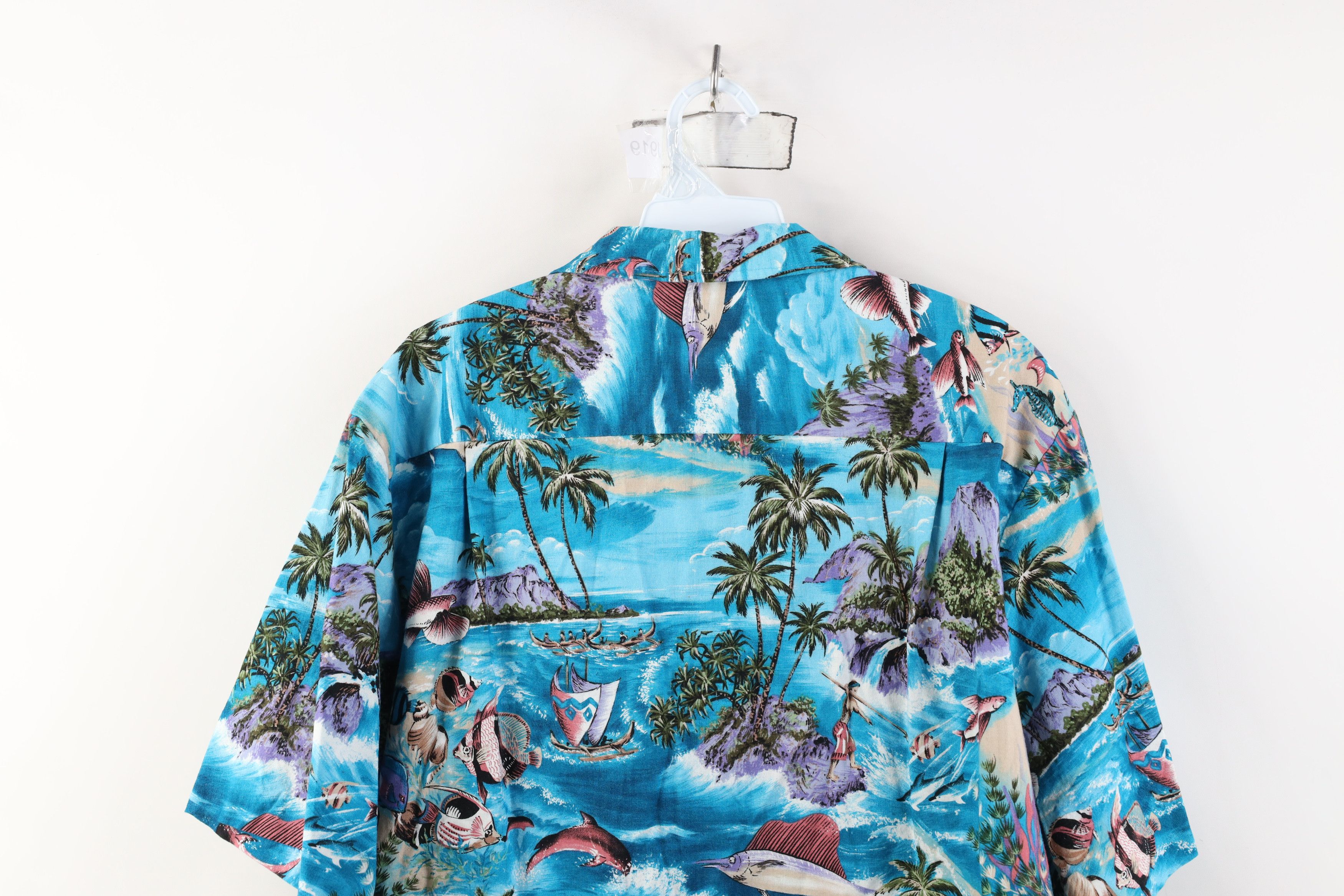 Vintage Vintage 90s Hawaiian Fish All Over Print Camp Collar Shirt Size US XL / EU 56 / 4 - 11 Thumbnail
