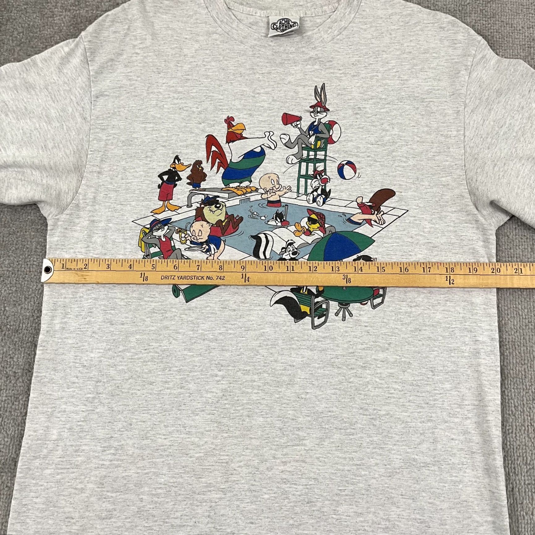Vintage VINTAGE Acme Looney Tunes Graphic Shirt Adult Large Gray Crew Neck 90s Bugs Taz Mens Size US L / EU 52-54 / 3 - 6 Thumbnail