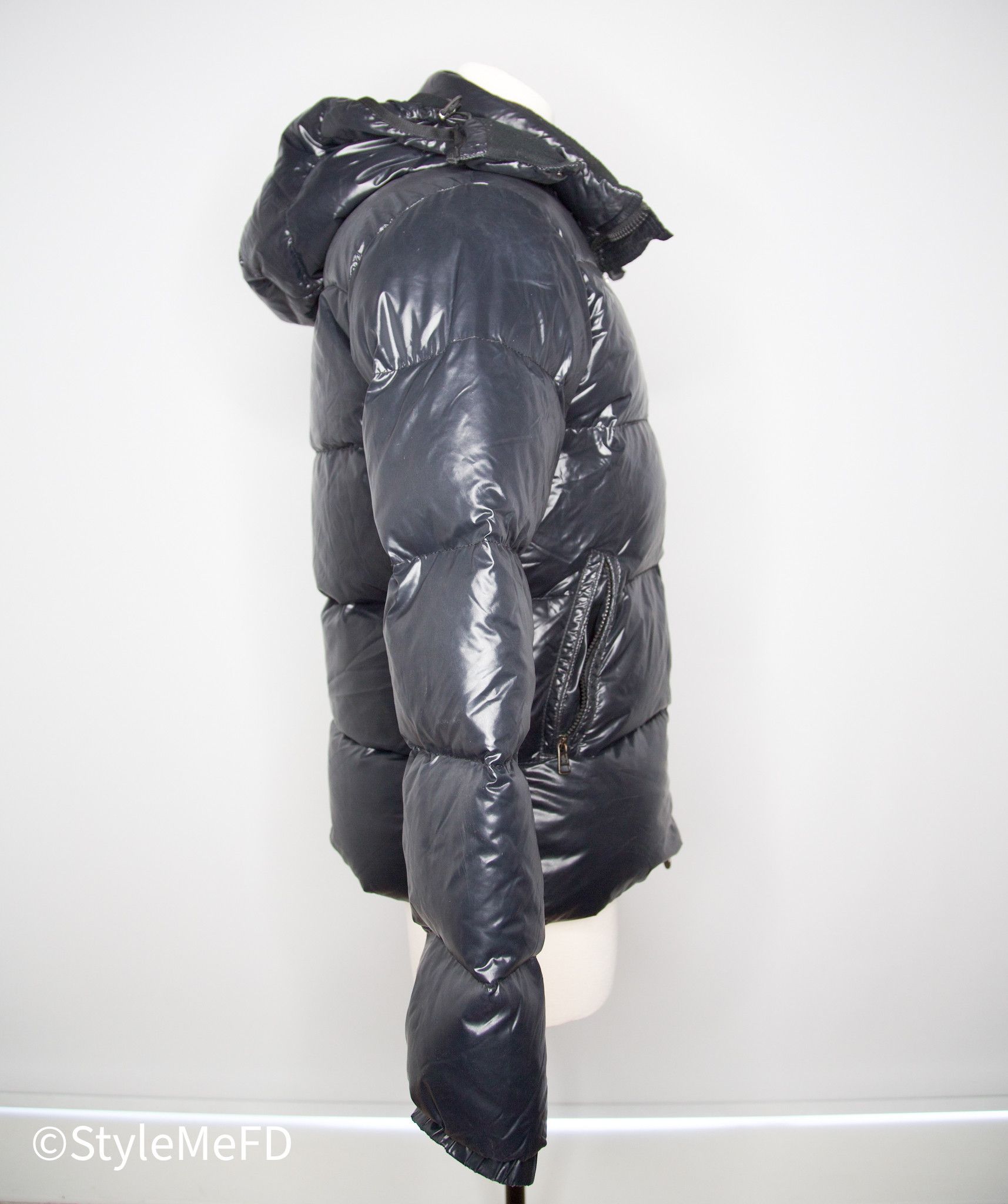 Moncler MONCLER BLACK 'MAYA' HOODED SHORT DOWN JACKET Size US L / EU 52-54 / 3 - 4 Thumbnail