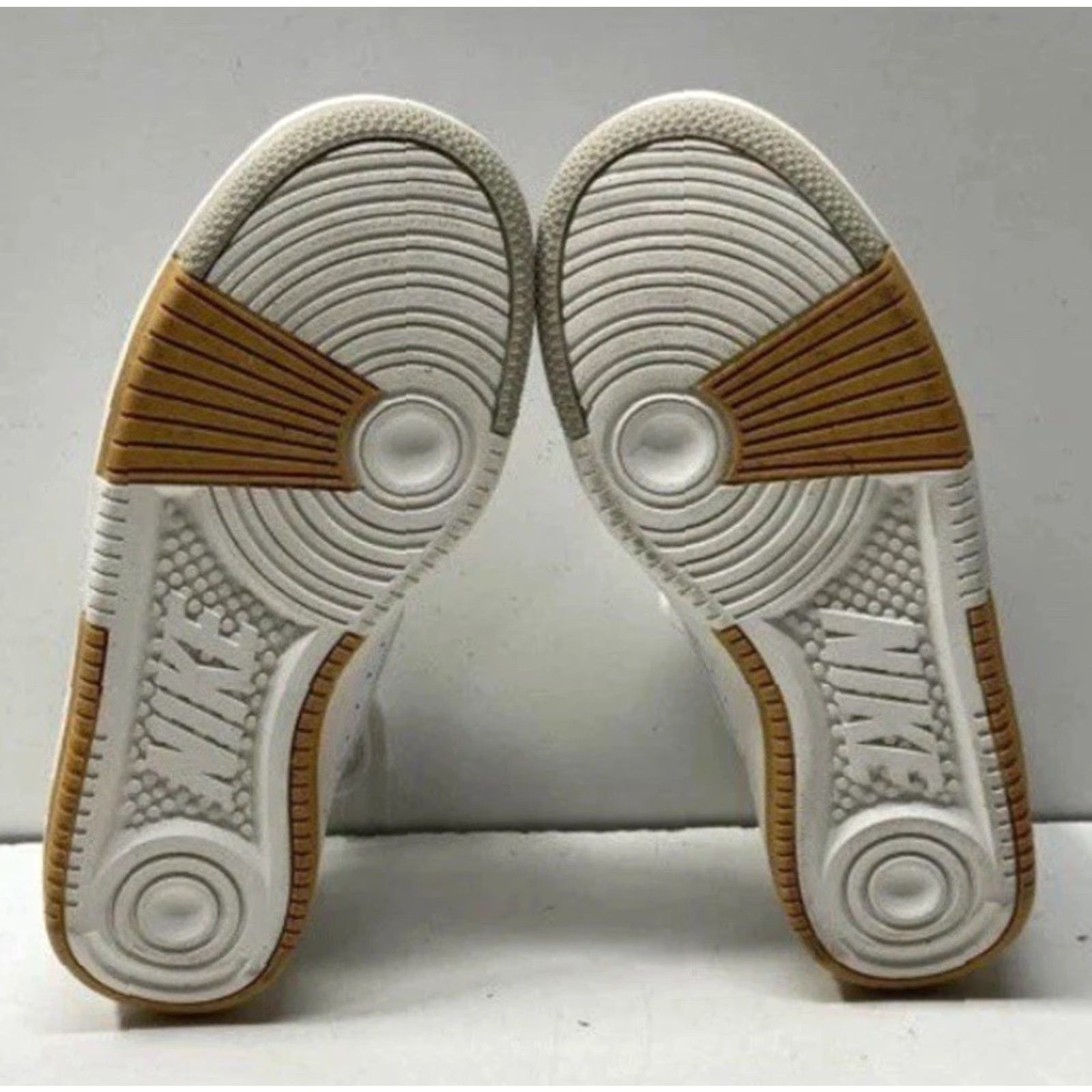 Nike Women's Nike Gamma Force All White Low Top Sneakers DX9176-100 Size 8 Shoes Casual Leather White Womens Nike Gamma Force Sneakers Size US 8 / IT 38 - 6 Thumbnail