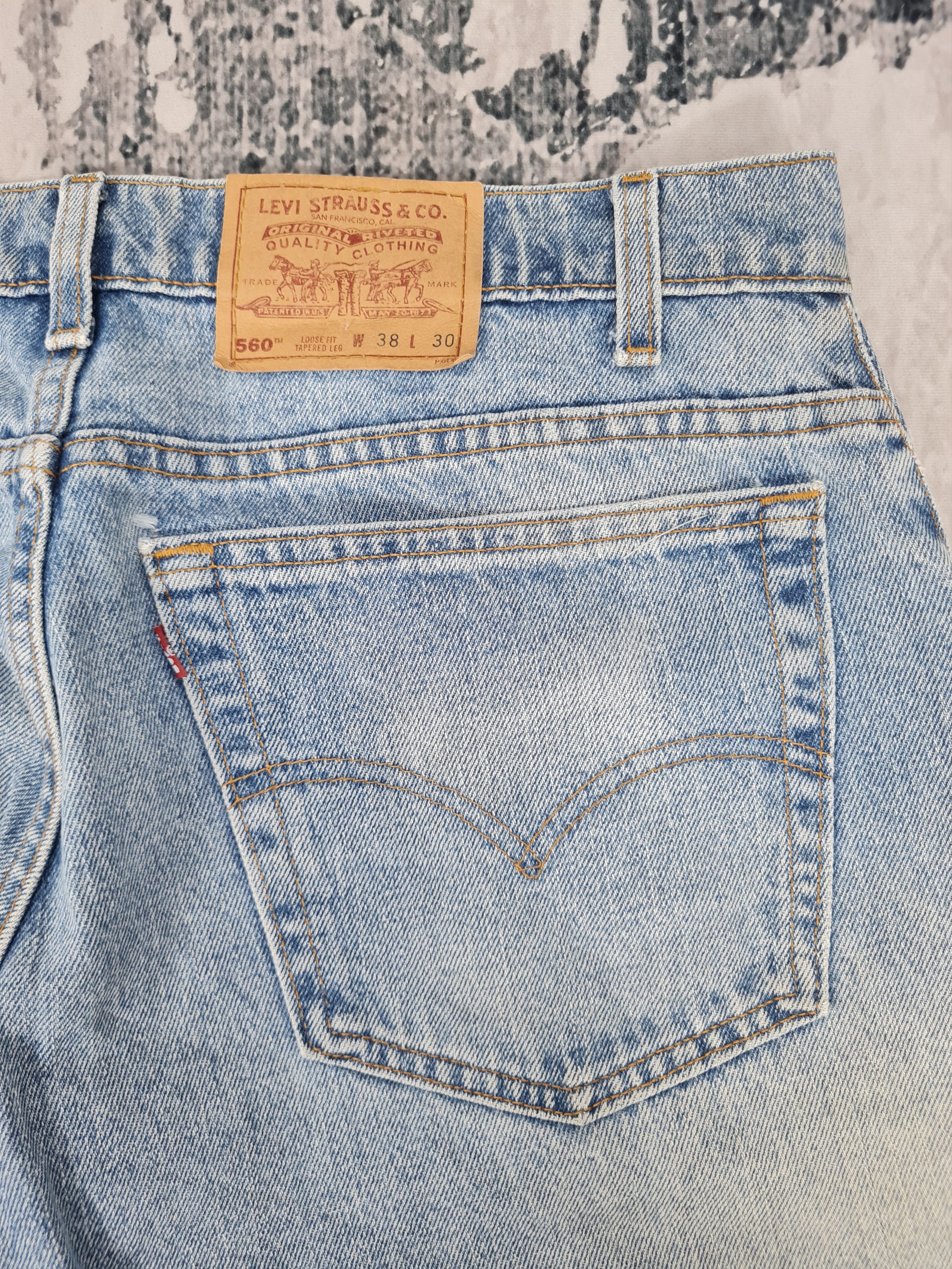 Levi's Vintage Clothing Vintage 90's LEVIS Light Blue Stain Jeans L0352 Size 34X33 Size US 34 / EU 50 - 9 Thumbnail