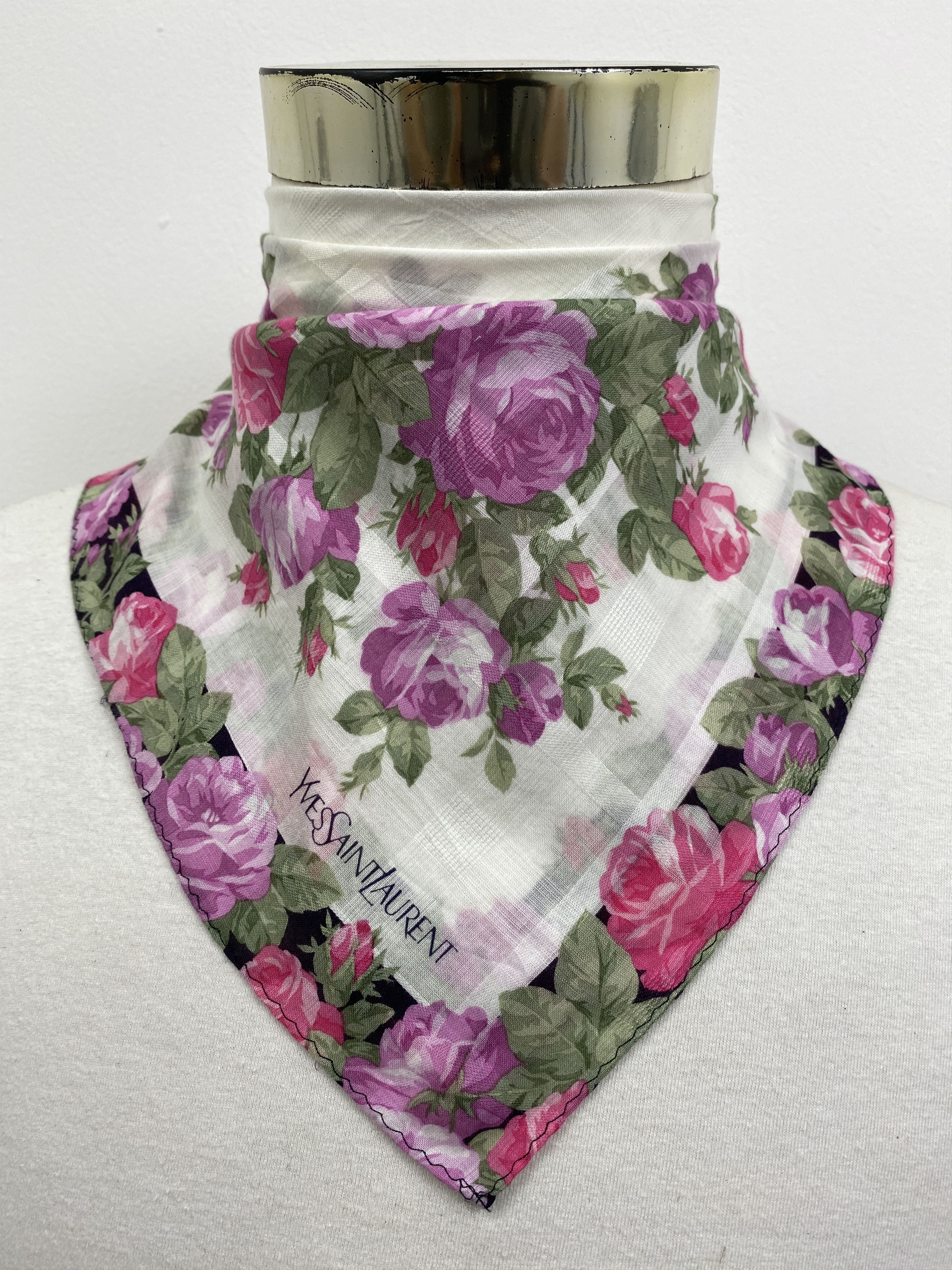 Yves Saint Laurent Yves Saint Laurent Handkerchief / Neckerchief HKC0631 Size ONE SIZE - 1 Thumbnail