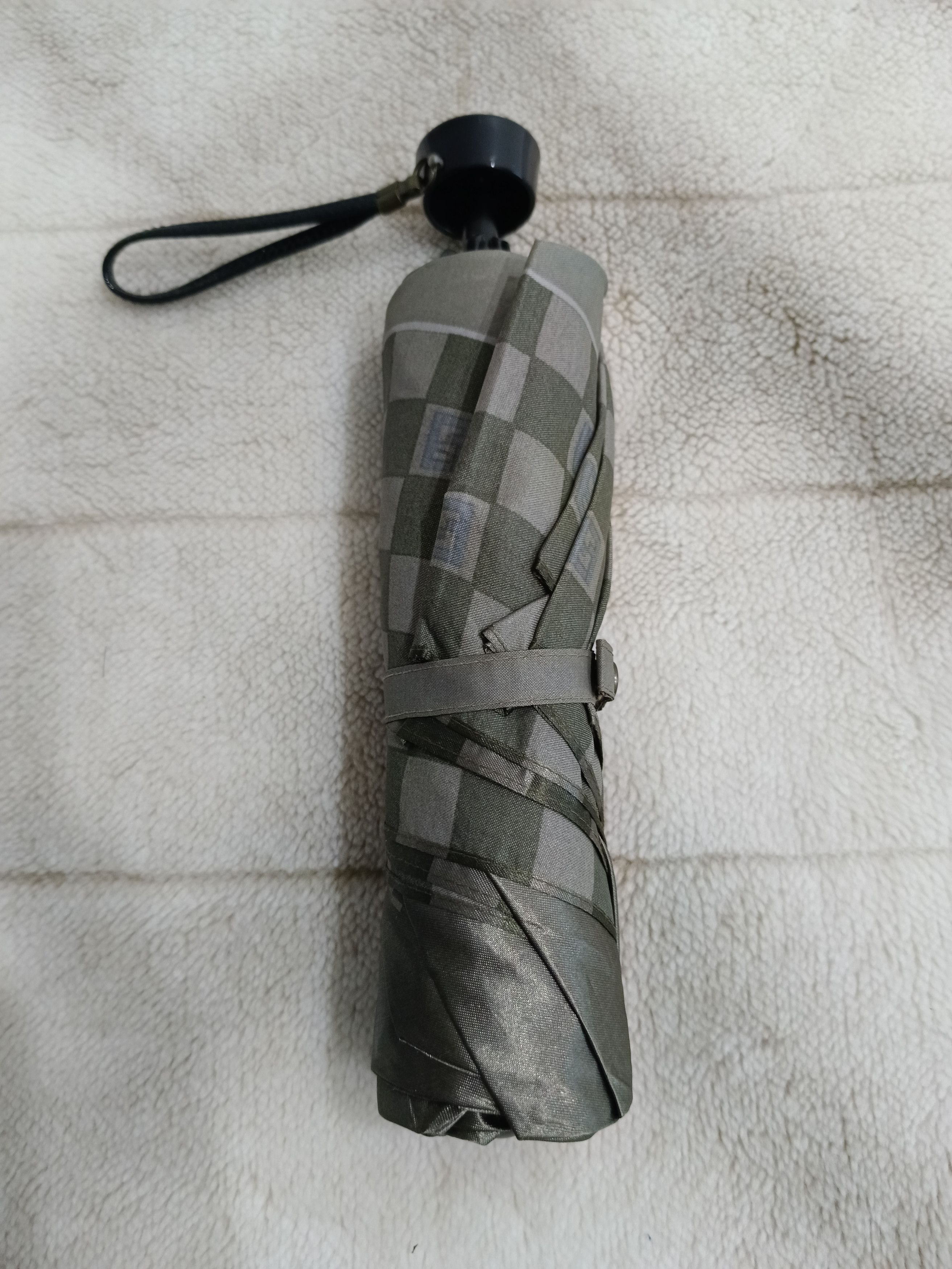 Fendi FENDI MONOGRAM FOLDING UMBRELLA Size ONE SIZE - 9 Thumbnail