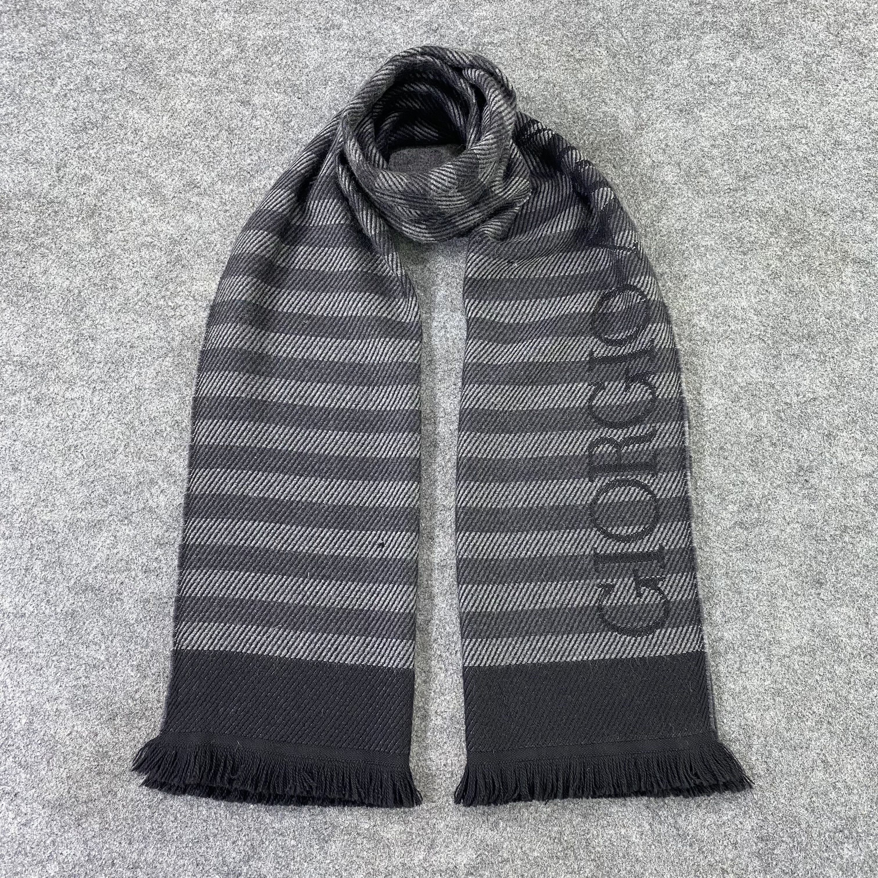 Giorgio Armani Giorgio Armani Scarf / Muffler / Neckwear-T1501 Size ONE SIZE - 1 Thumbnail