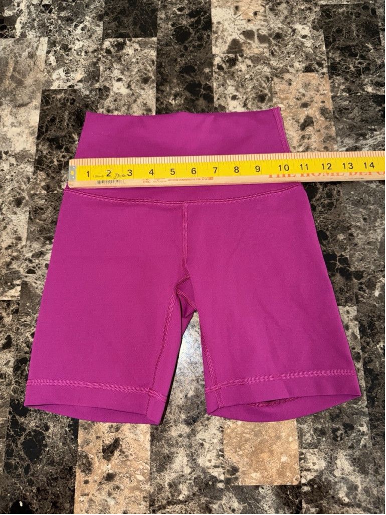 Lululemon LULULEMON WUNDER TRAIN HR SHORT 6” MAGENTA PURPLE SIZE 2 Size 26" / US 2 / IT 38 - 6 Thumbnail
