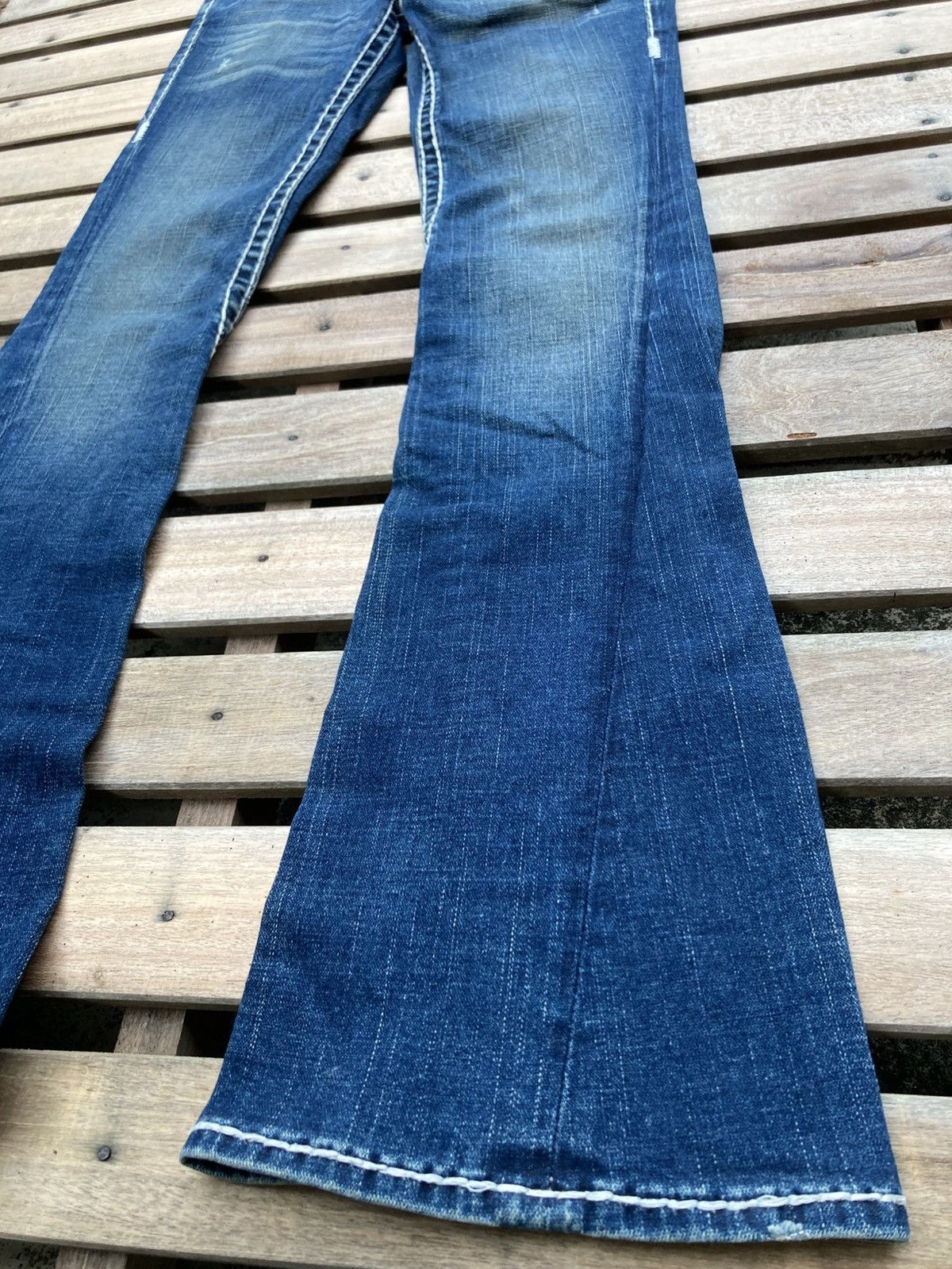True Religion Y2K True Religion Flare Blue Jeans Size 28" / US 6 / IT 42 - 3 Thumbnail