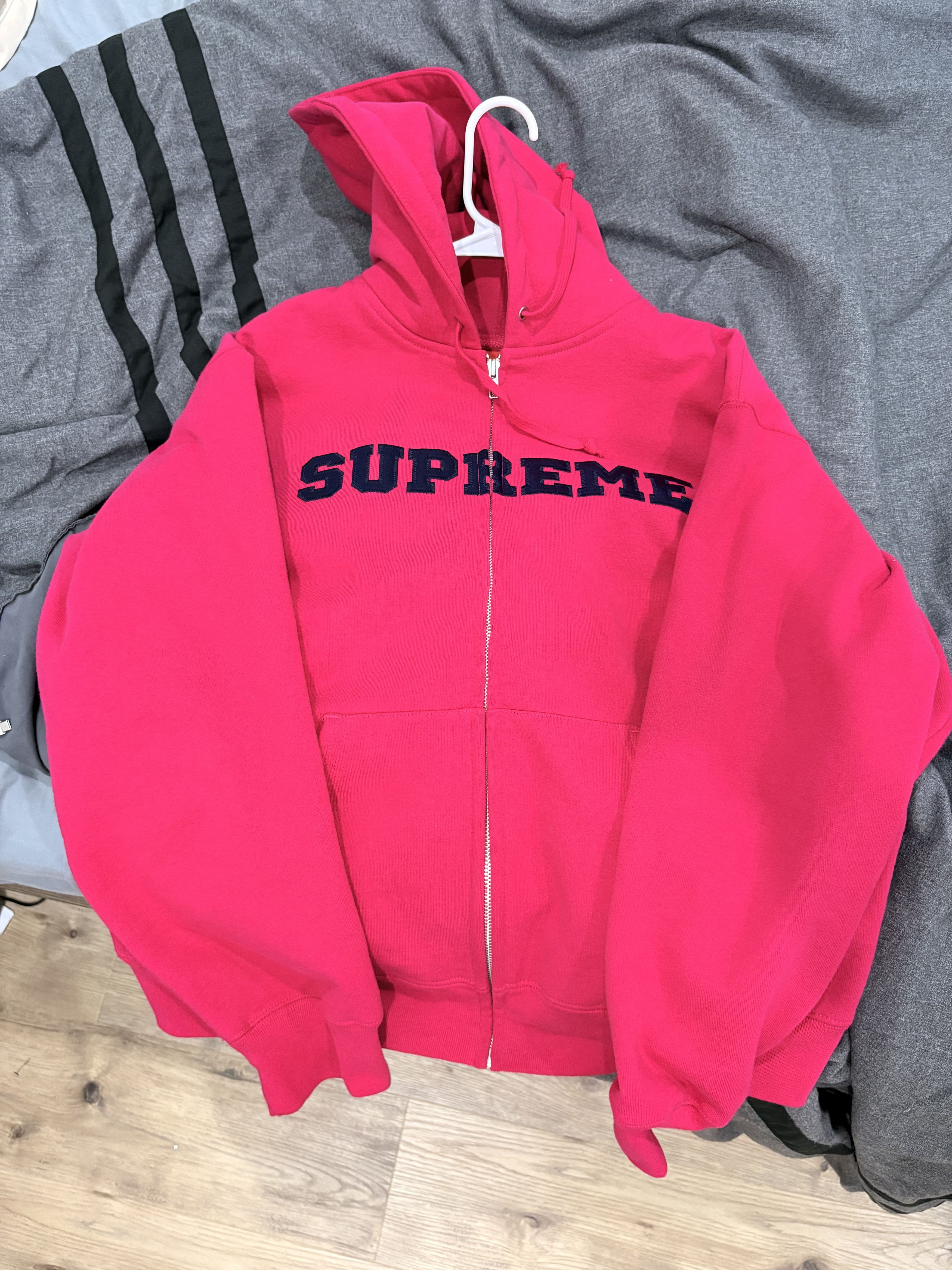 Supreme Supreme pink hoodie Size US M / EU 48-50 / 2 - 1 Thumbnail