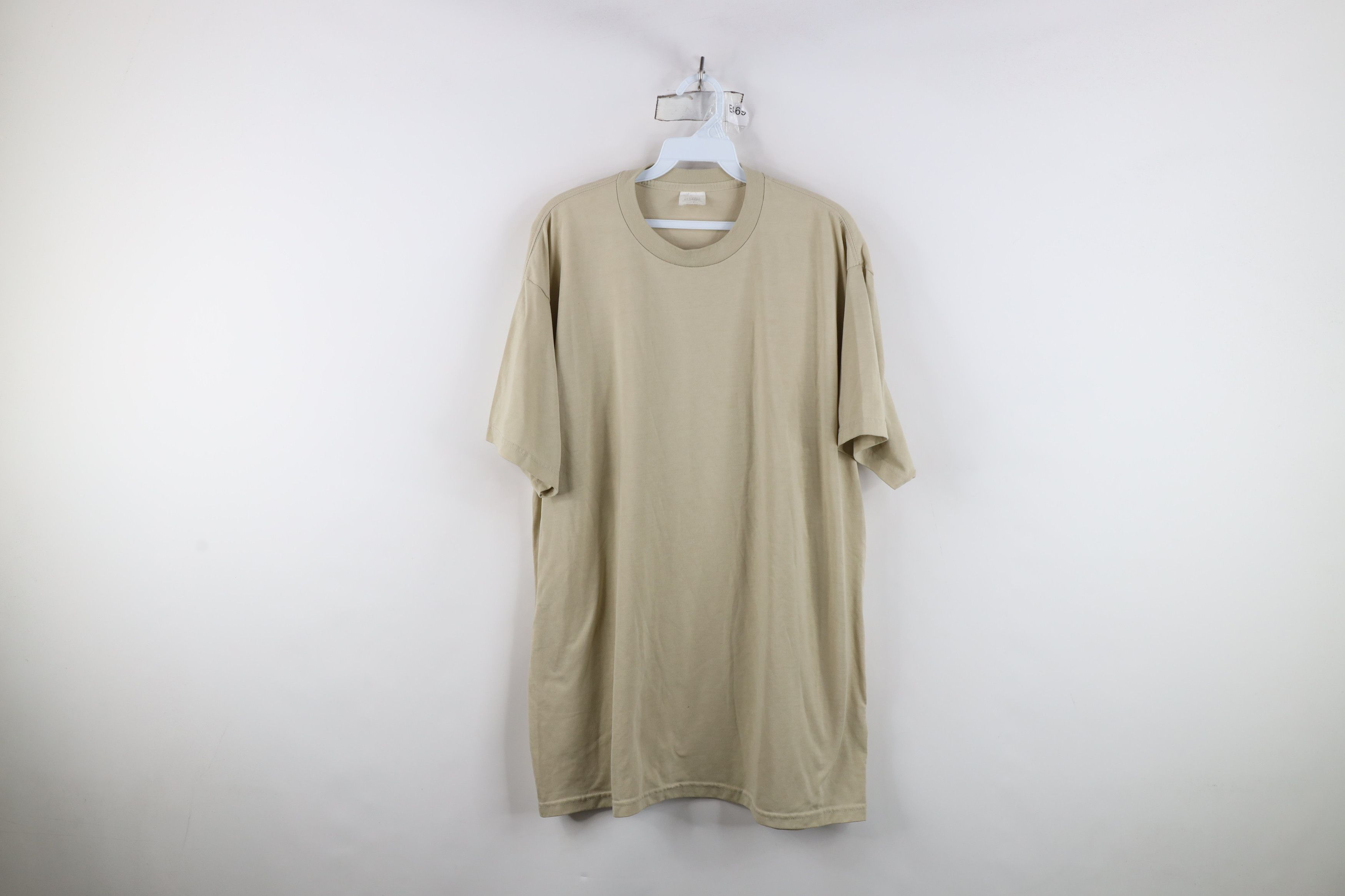 Vintage Vintage 90s Streetwear Knit Short Sleeve T-Shirt Beige USA Size US XXL / EU 58 / 5 - 1 Thumbnail