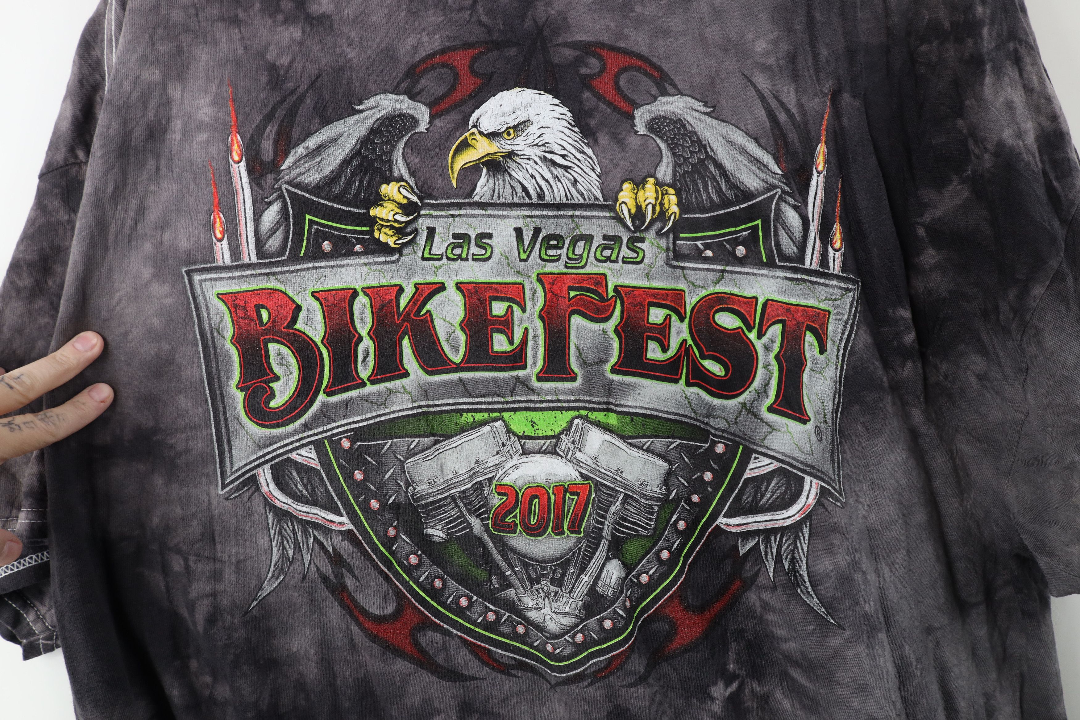 Vintage Y2K Streetwear 2017 Las Vegas BikeFest Tribal Acid T-Shirt Size US XXL / EU 58 / 5 - 9 Thumbnail