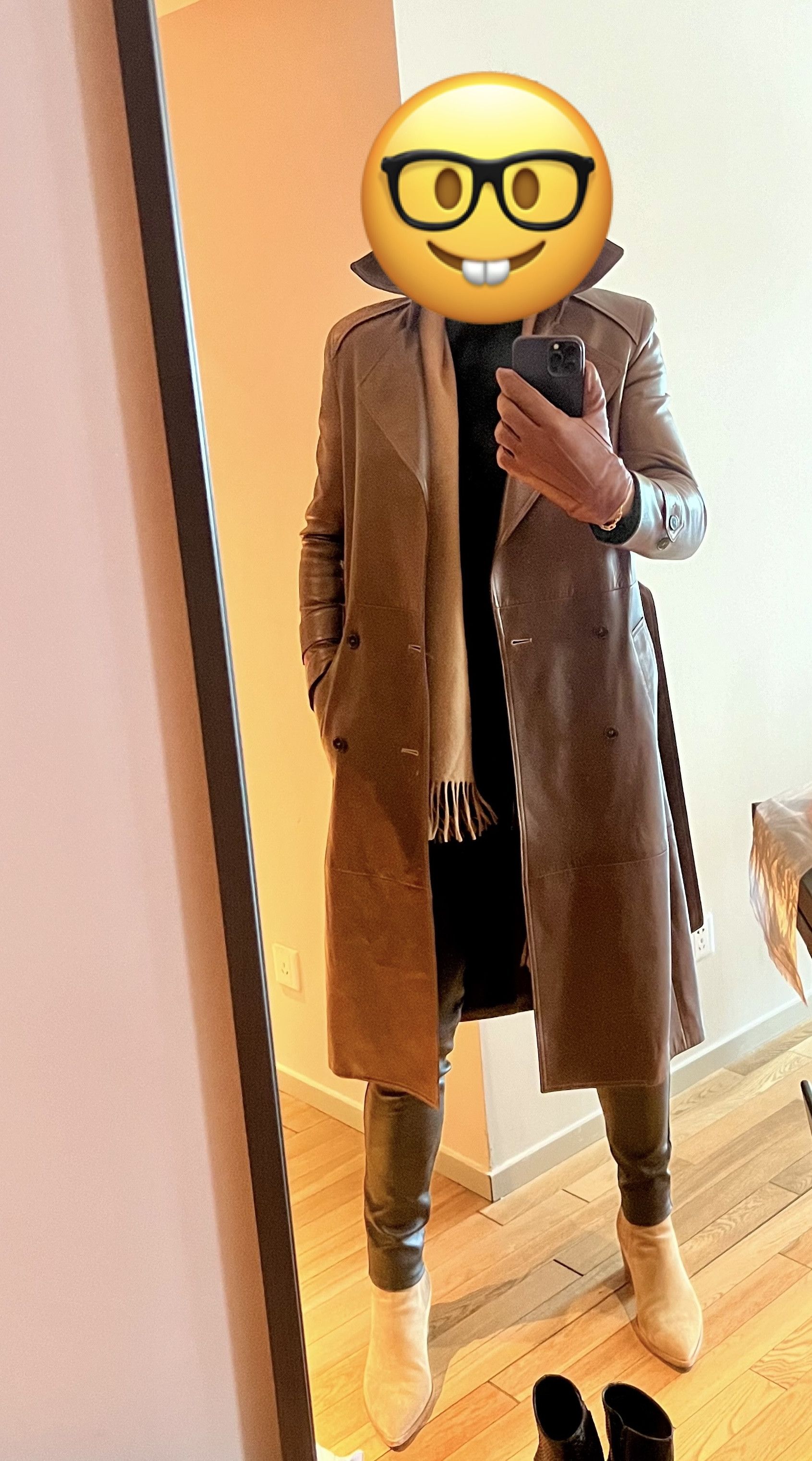 Saint Laurent Paris Saint Laurent Spring/Summer 2023 Runway Lamb Leather Coat Size US XS / EU 42 / 0 - 13 Thumbnail